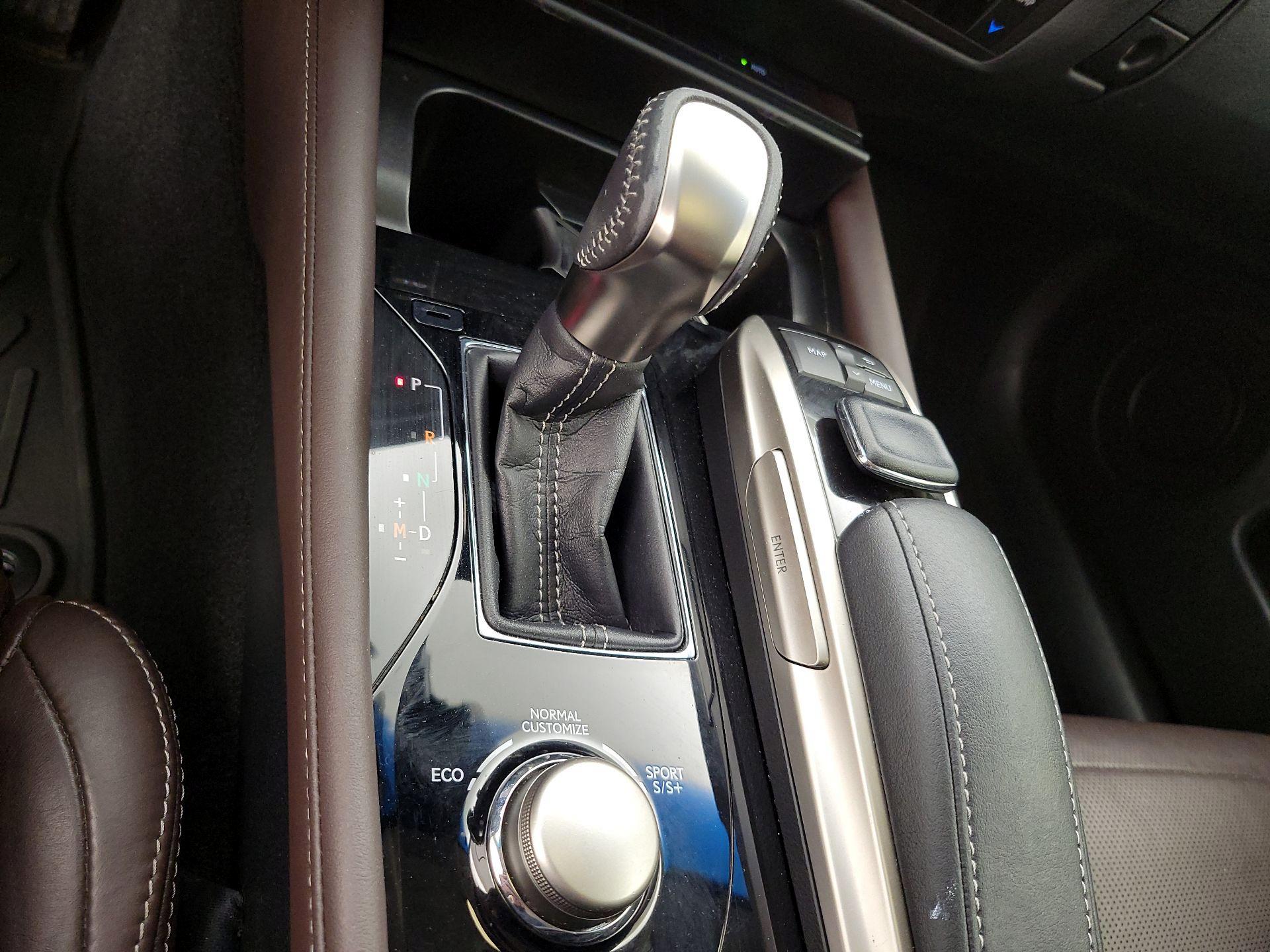 Thumbnail: 2016 Lexus GS - 16