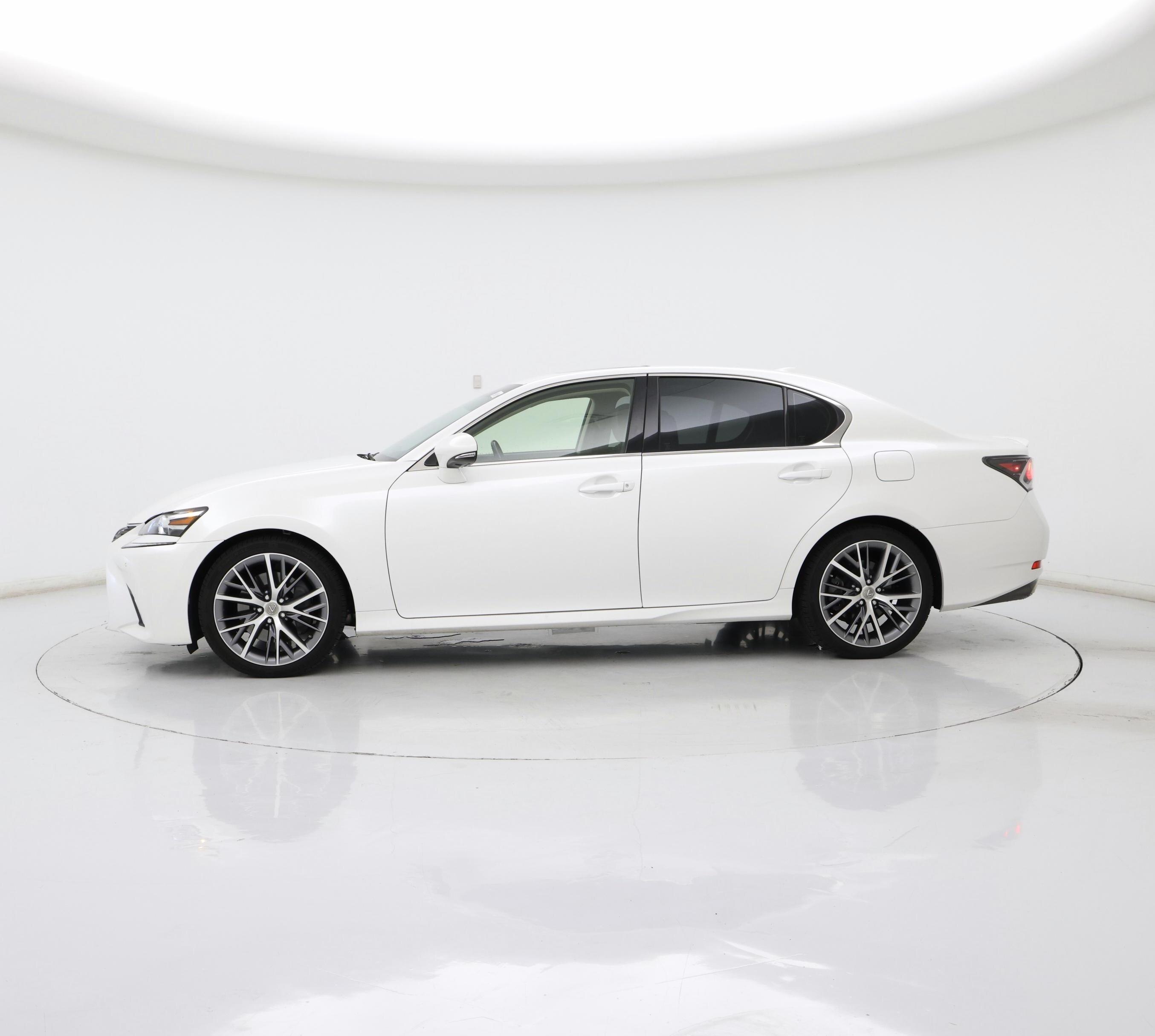 Thumbnail: 2016 Lexus GS - 3