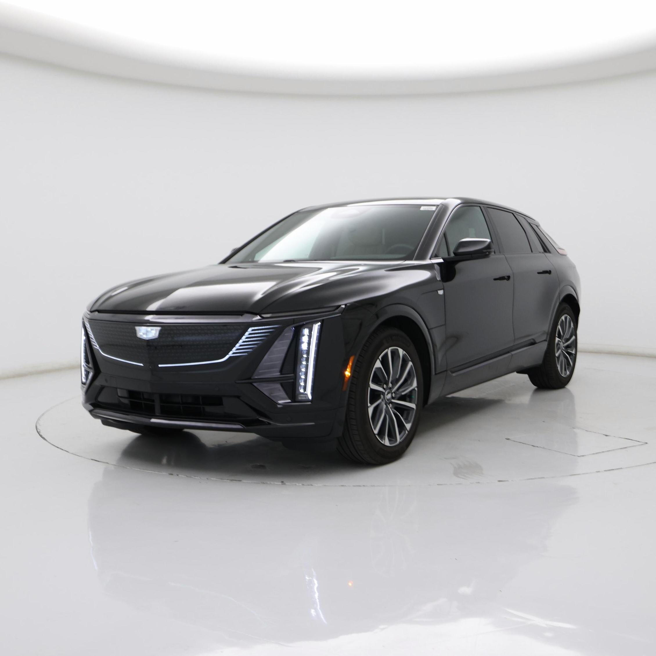 Thumbnail: 2024 Cadillac Lyriq - 4