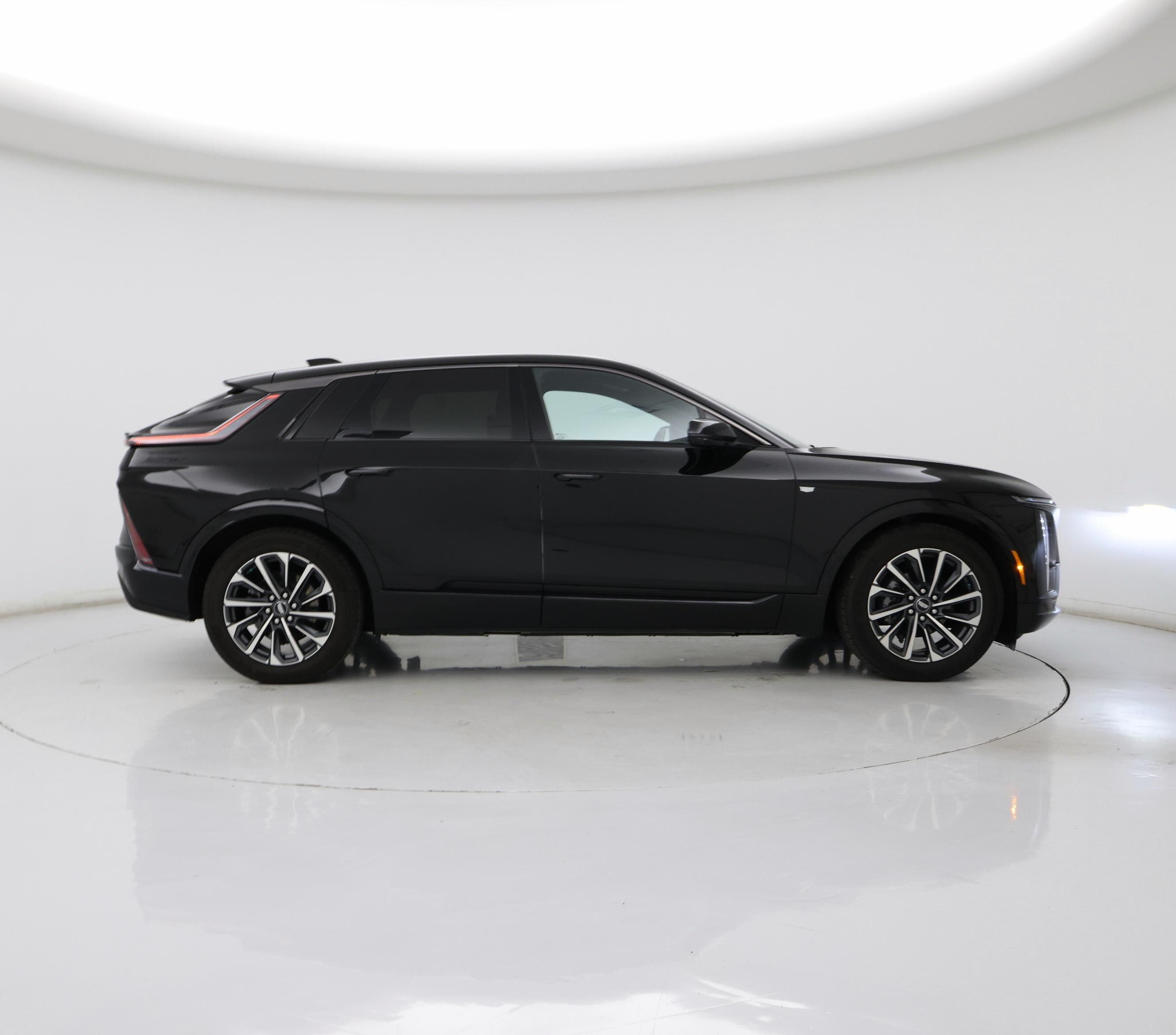 Thumbnail: 2024 Cadillac Lyriq - 7
