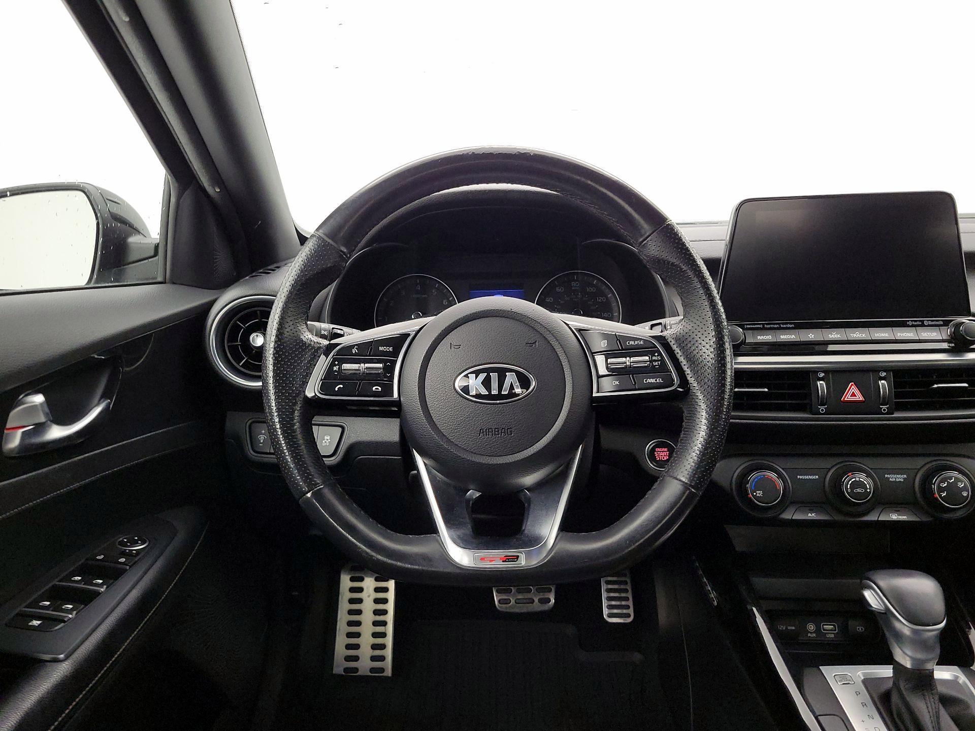 Thumbnail: 2021 Kia Forte - 10