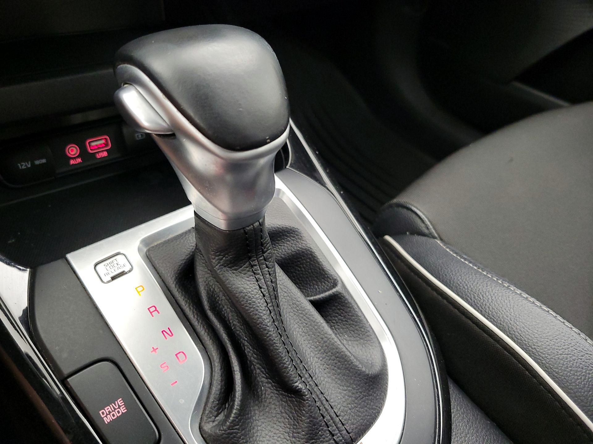 Thumbnail: 2021 Kia Forte - 15