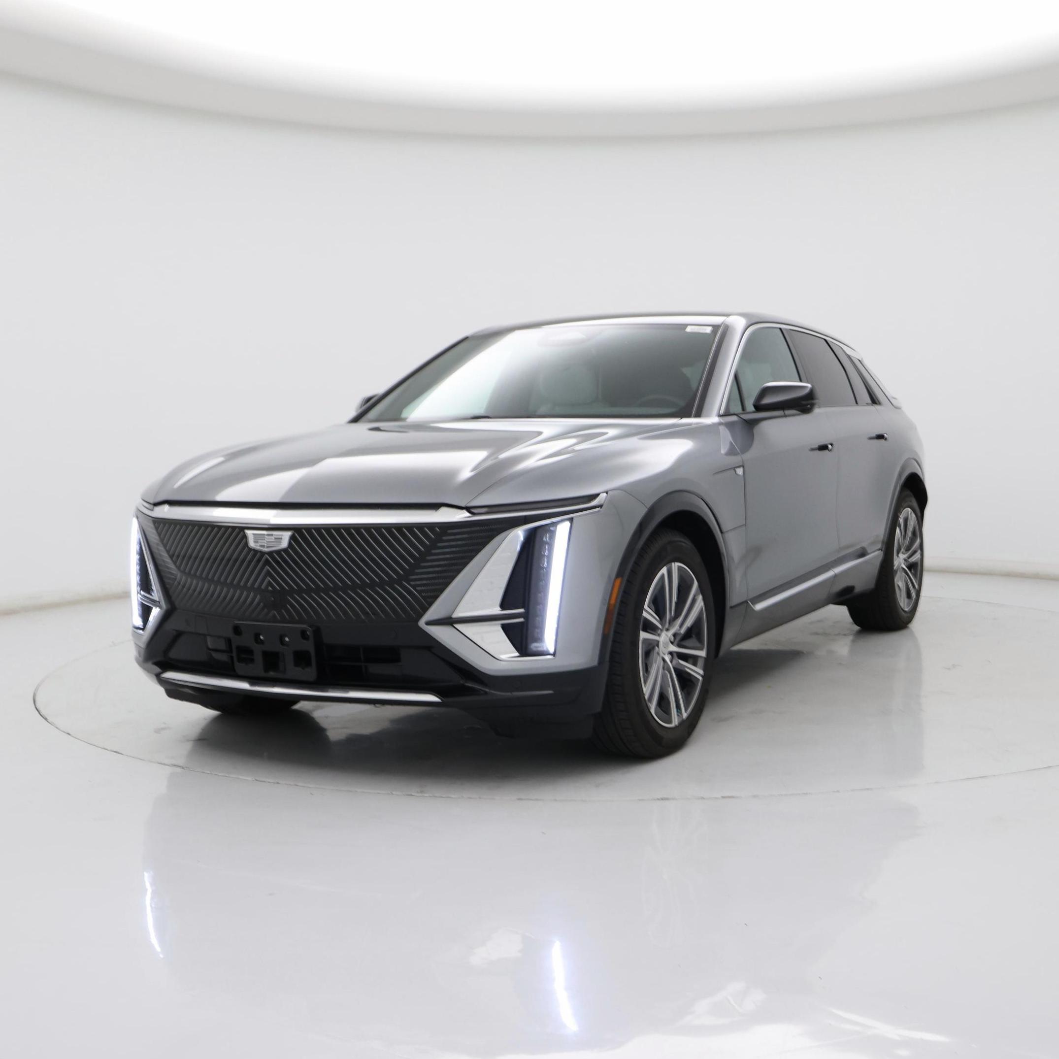 Thumbnail: 2024 Cadillac Lyriq - 4