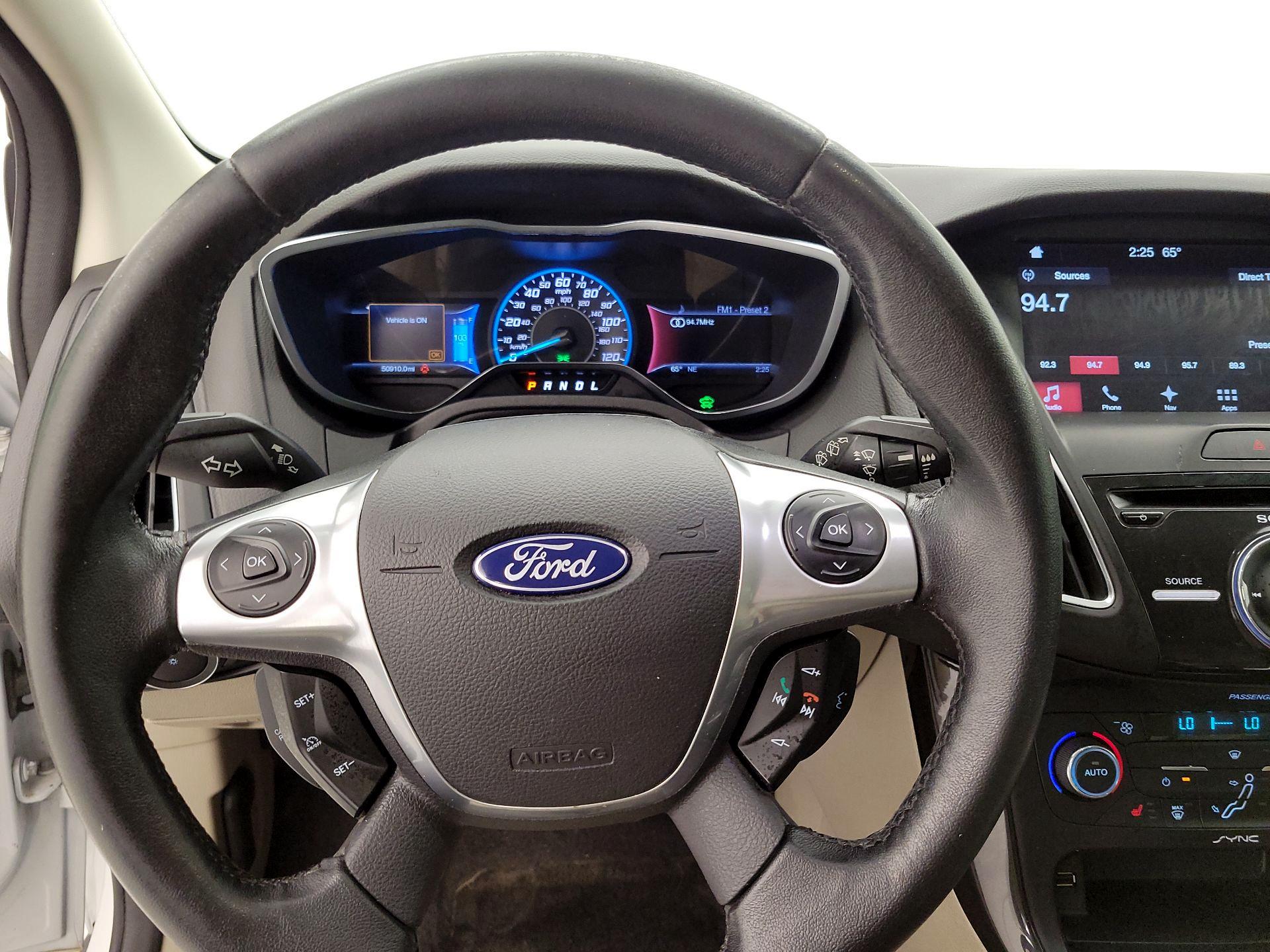 Thumbnail: 2017 Ford Focus - 10