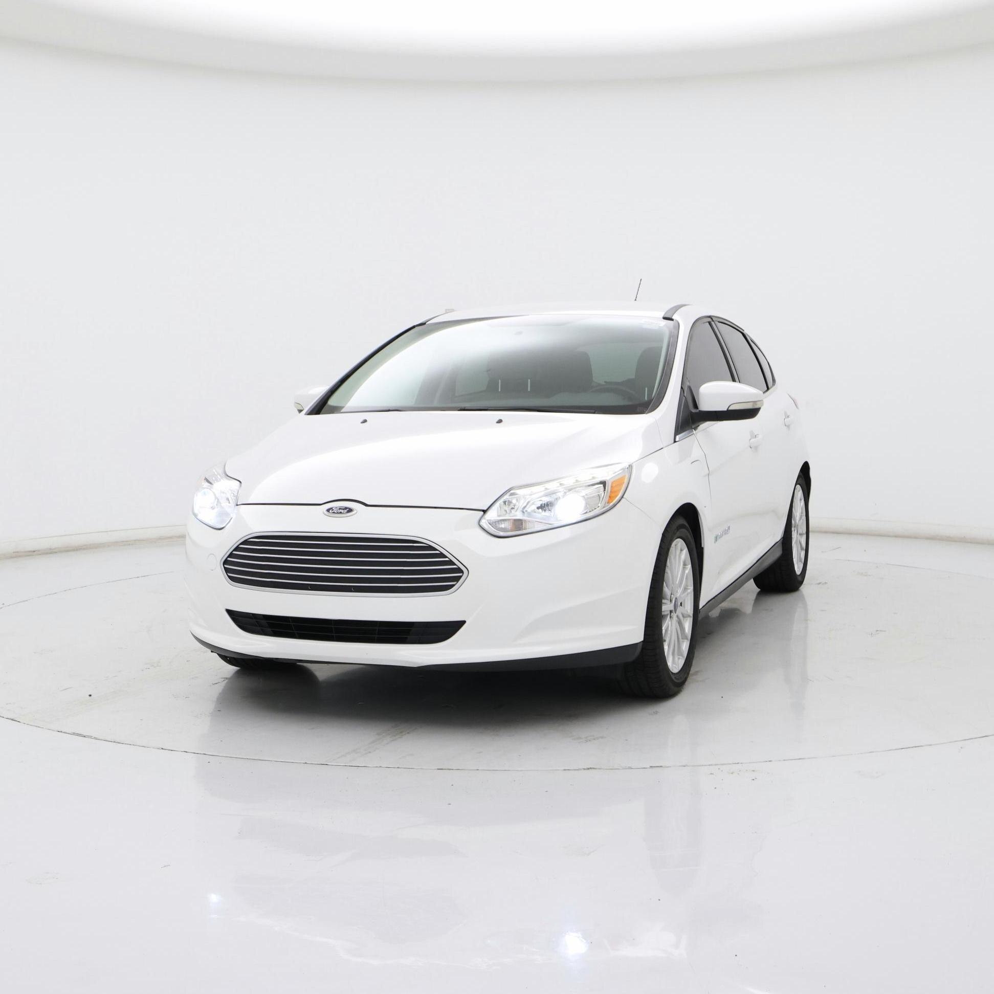 Thumbnail: 2017 Ford Focus - 4