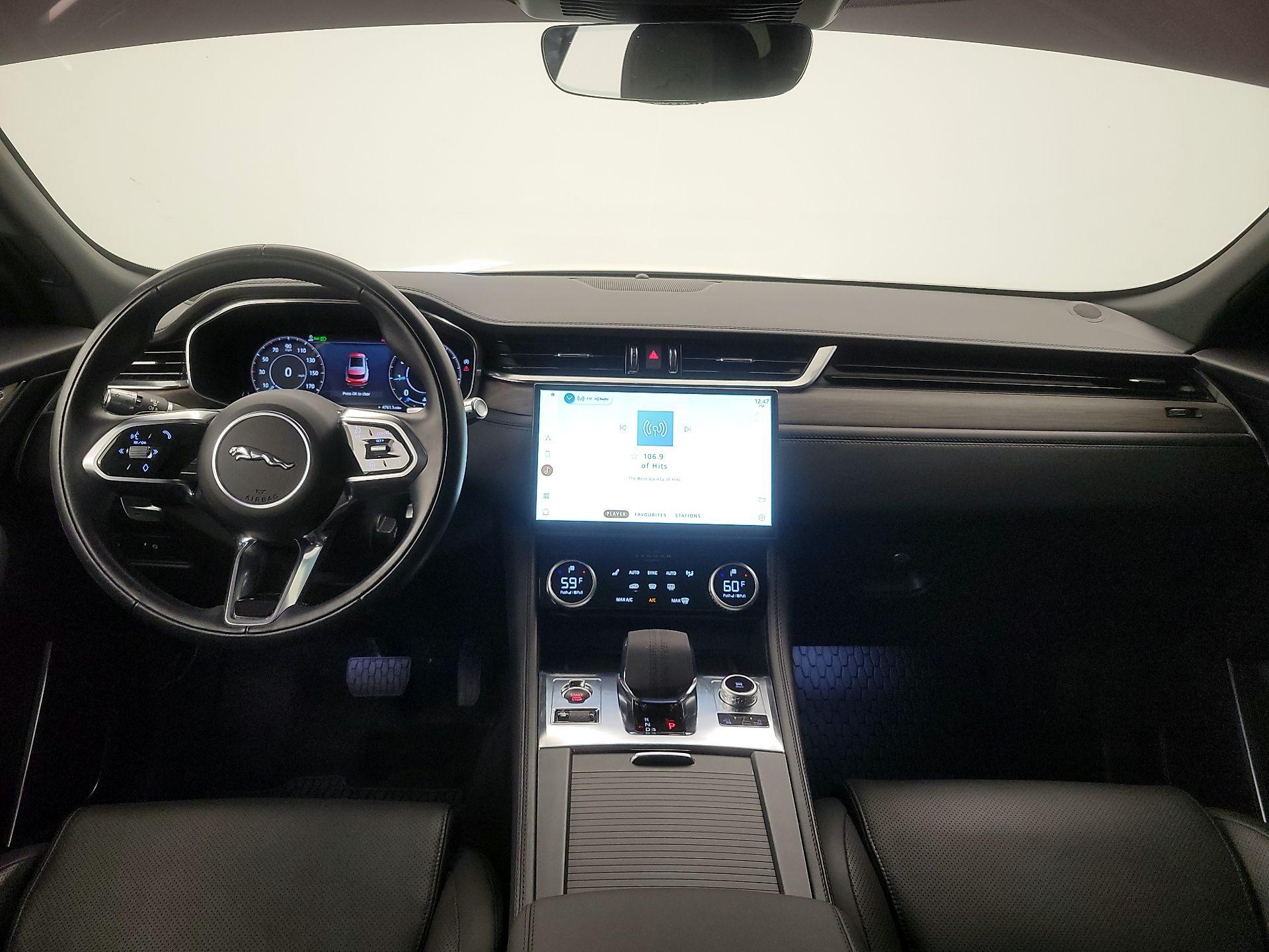 Thumbnail: 2021 Jaguar F-Pace - 9