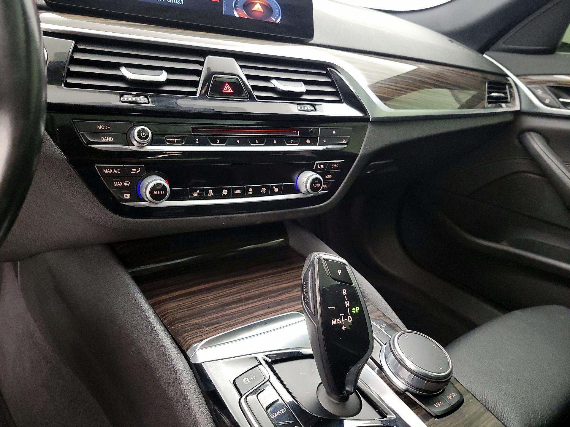 Thumbnail: 2018 BMW 5 Series - 15