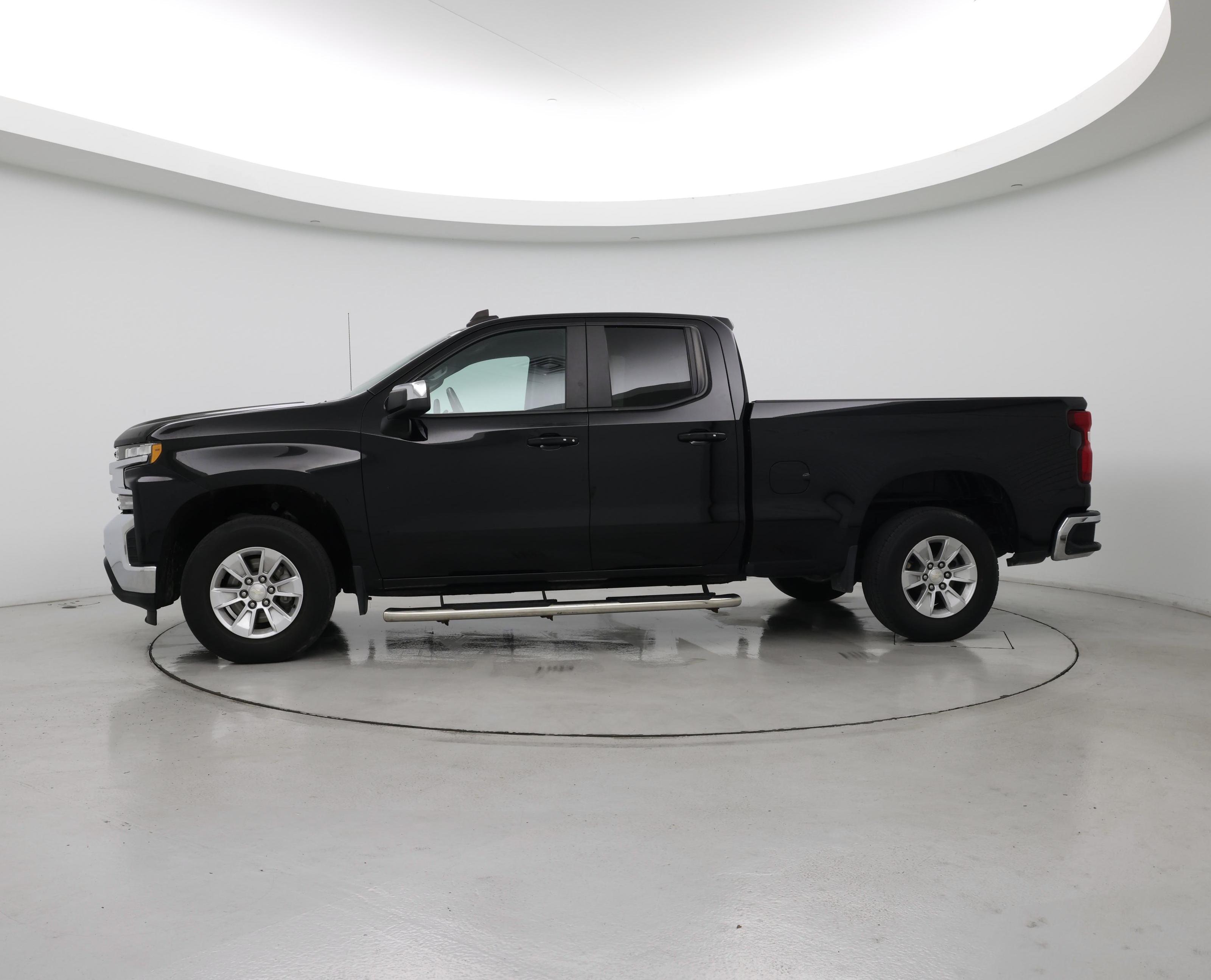 Thumbnail: 2019 Chevrolet Silverado 1500 - 3