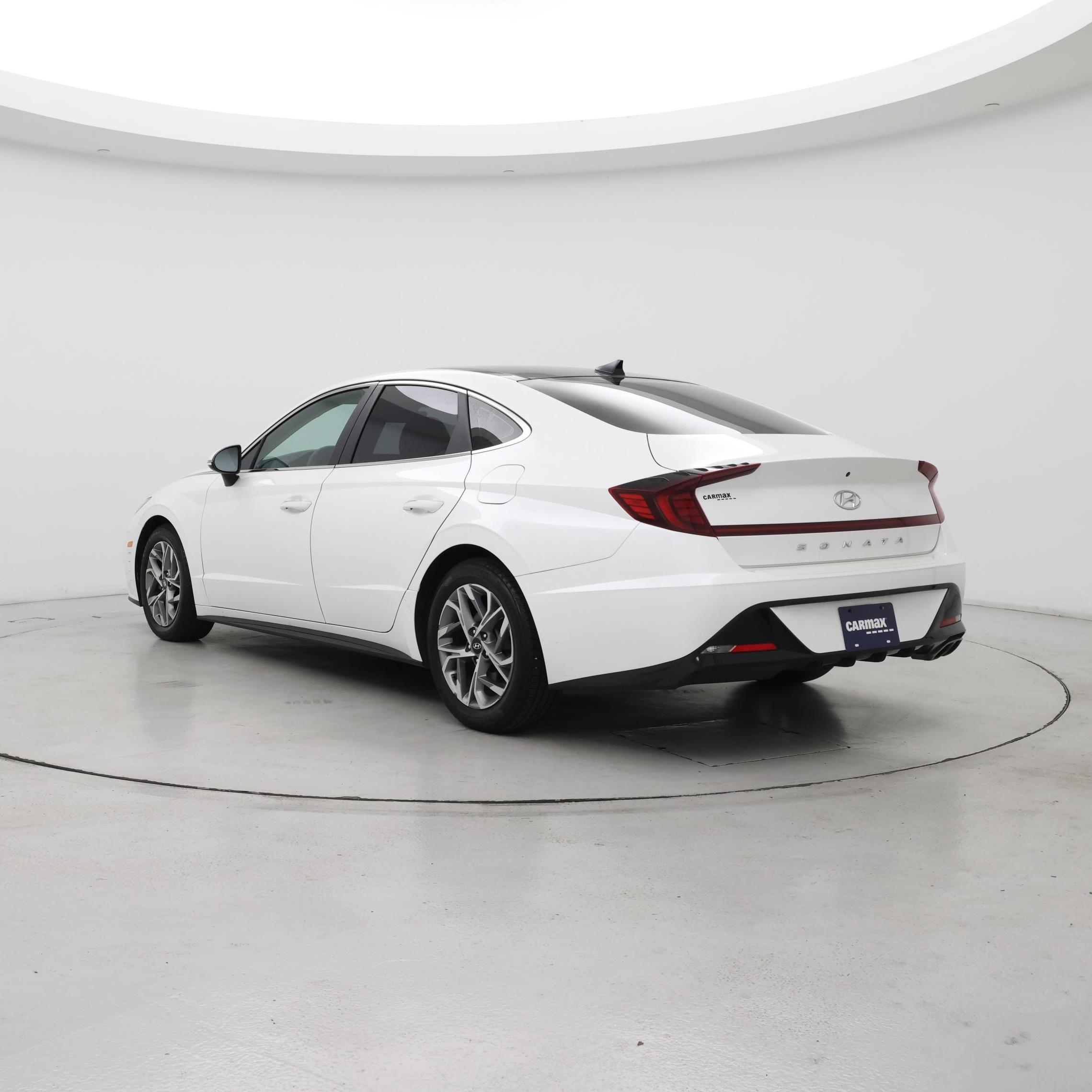 Thumbnail: 2022 Hyundai Sonata - 2