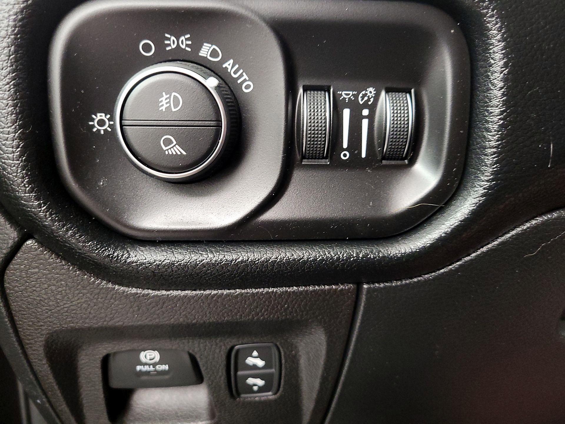 Thumbnail: 2022 RAM 1500 - 13