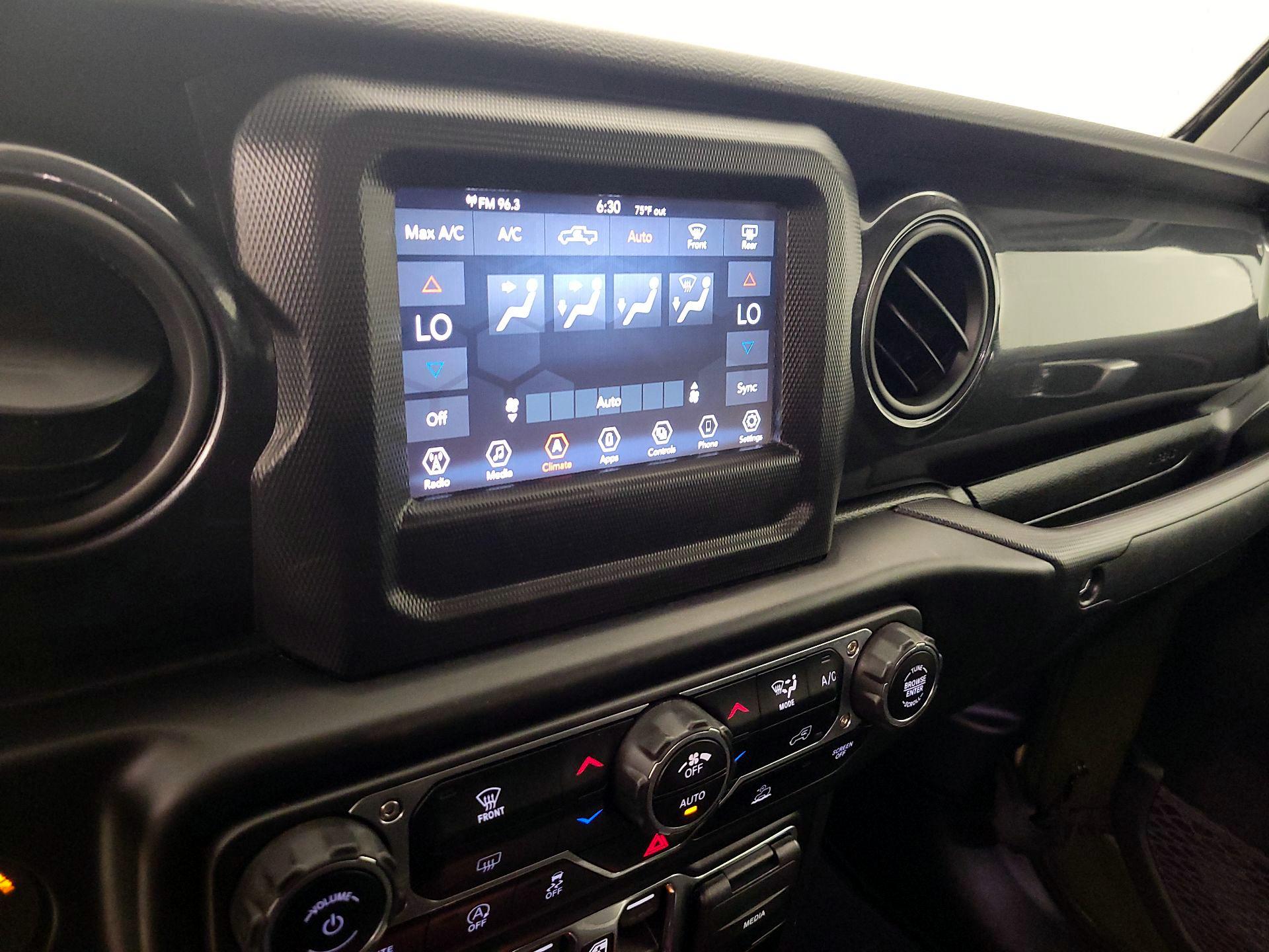 Thumbnail: 2022 Jeep Gladiator - 15
