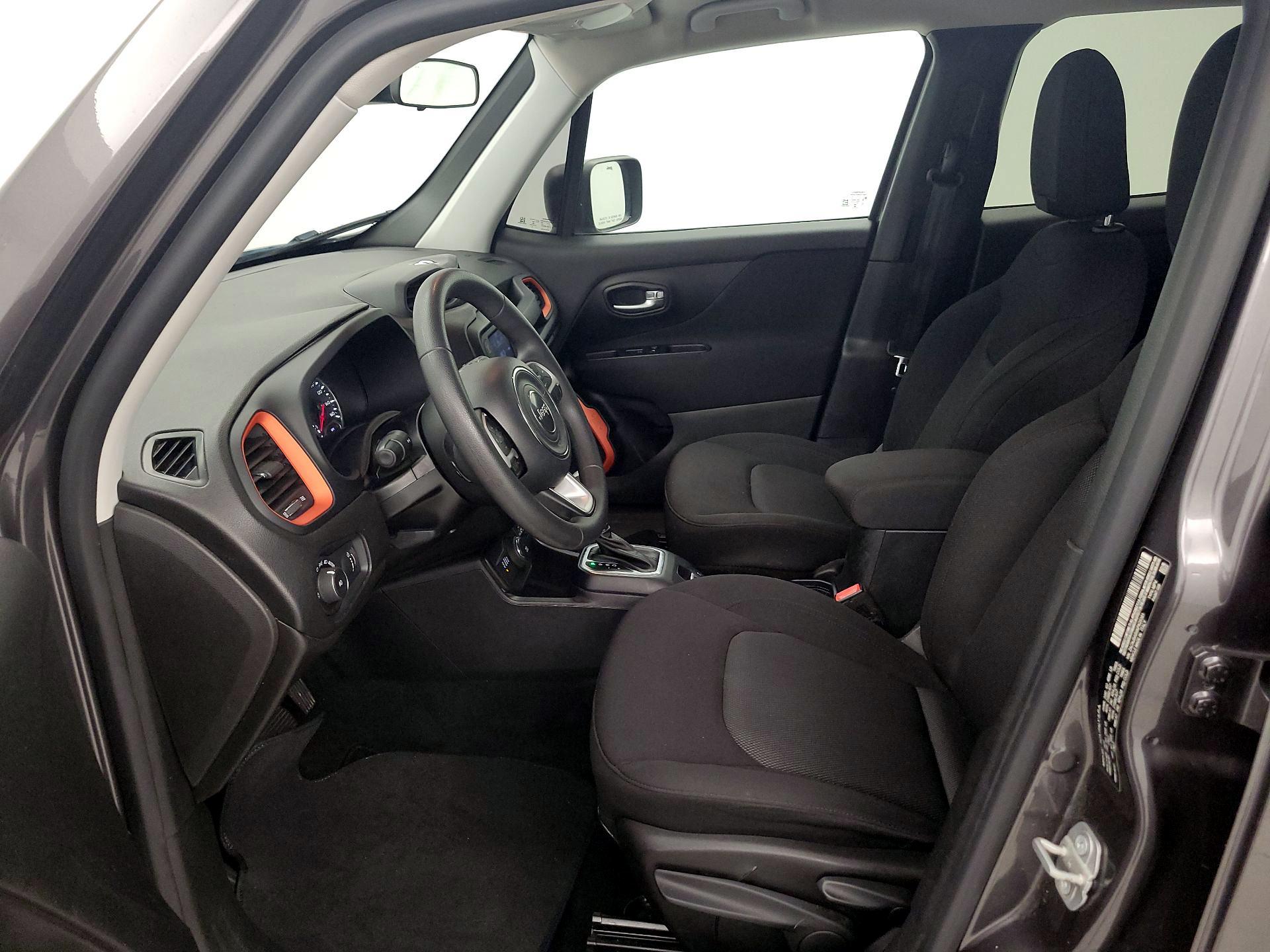 Thumbnail: 2019 Jeep Renegade - 11