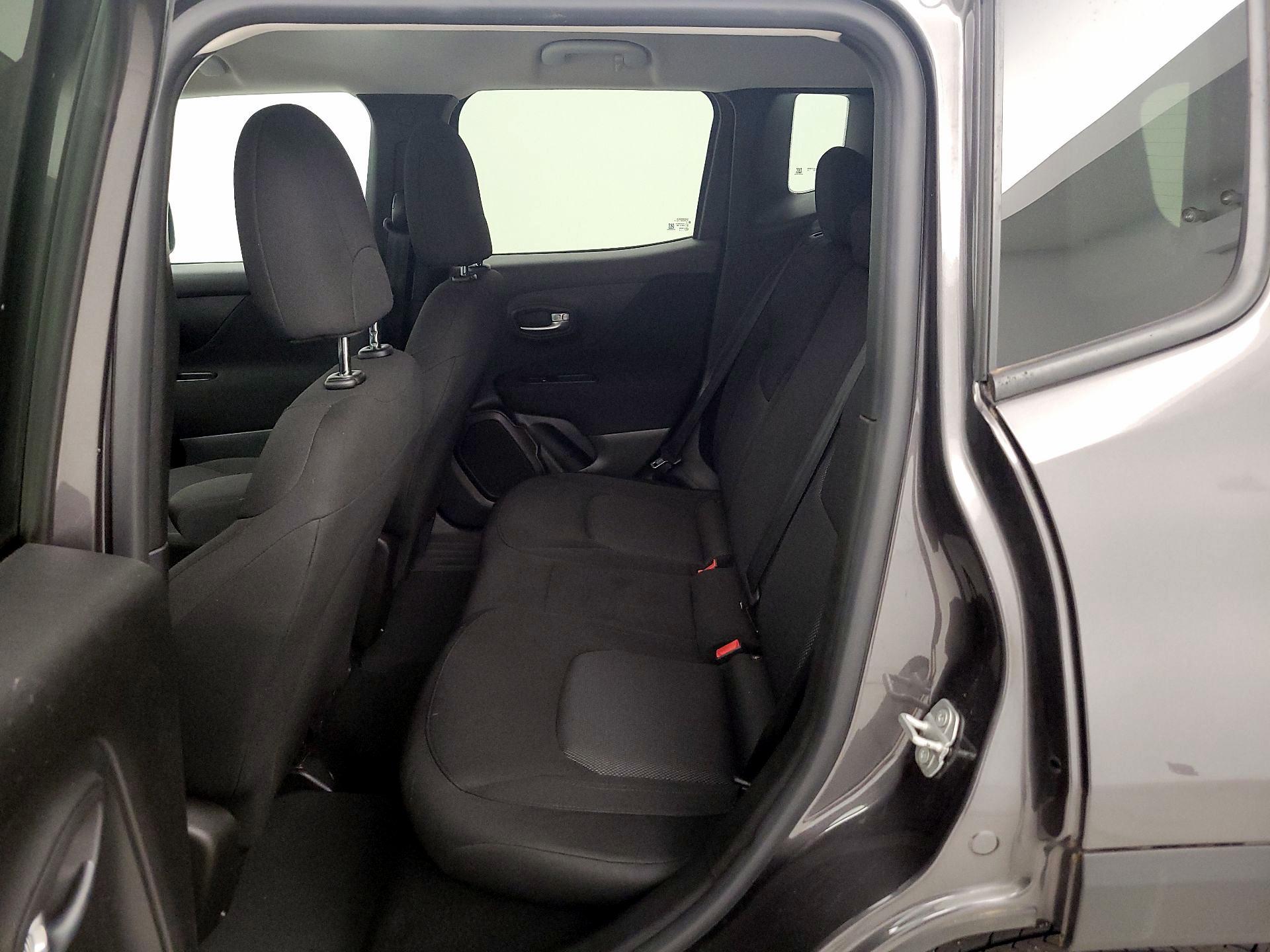 Thumbnail: 2019 Jeep Renegade - 19