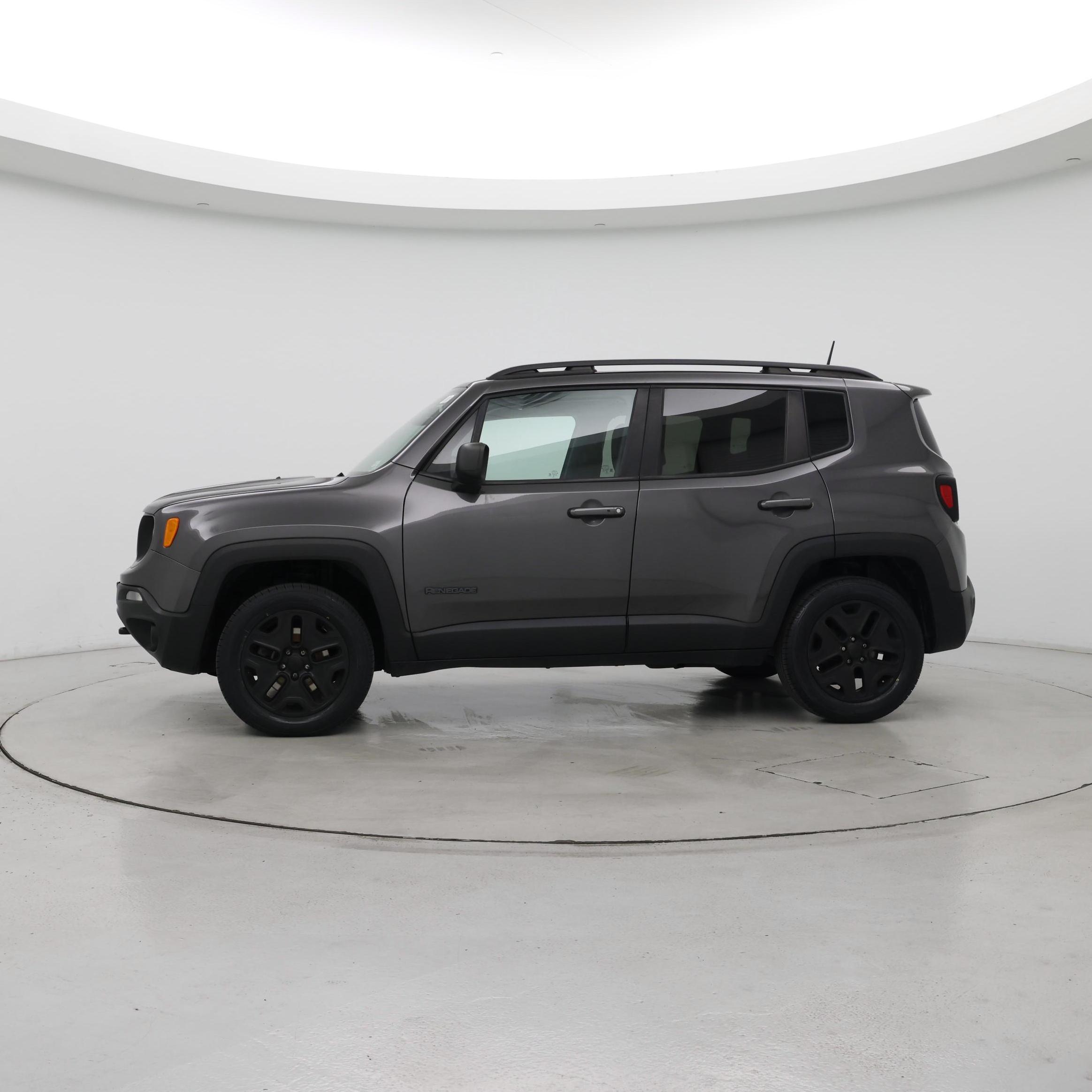Thumbnail: 2019 Jeep Renegade - 3