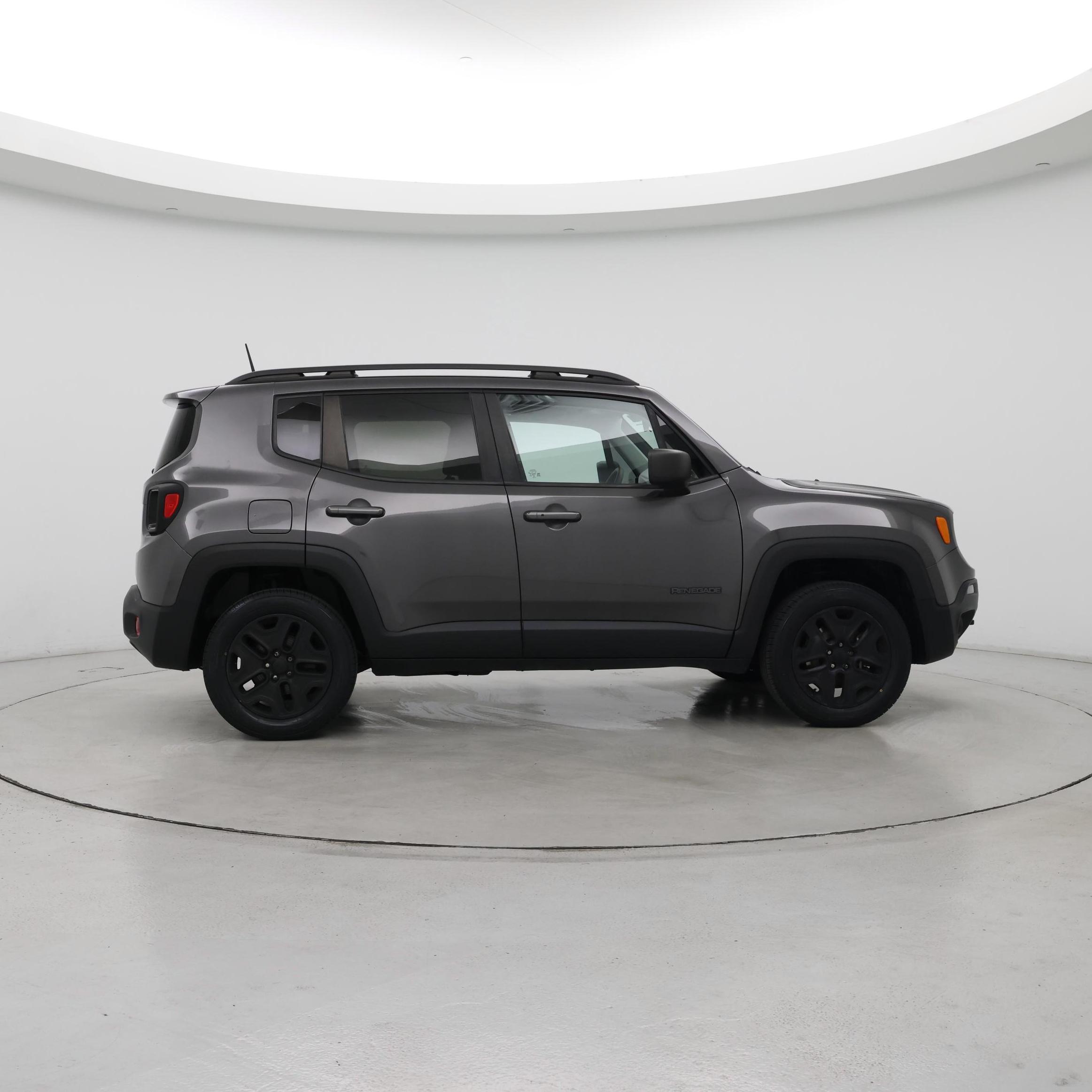 Thumbnail: 2019 Jeep Renegade - 7