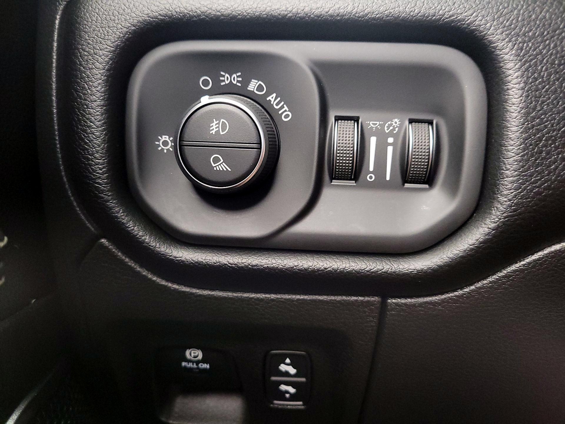 Thumbnail: 2022 RAM 1500 - 13