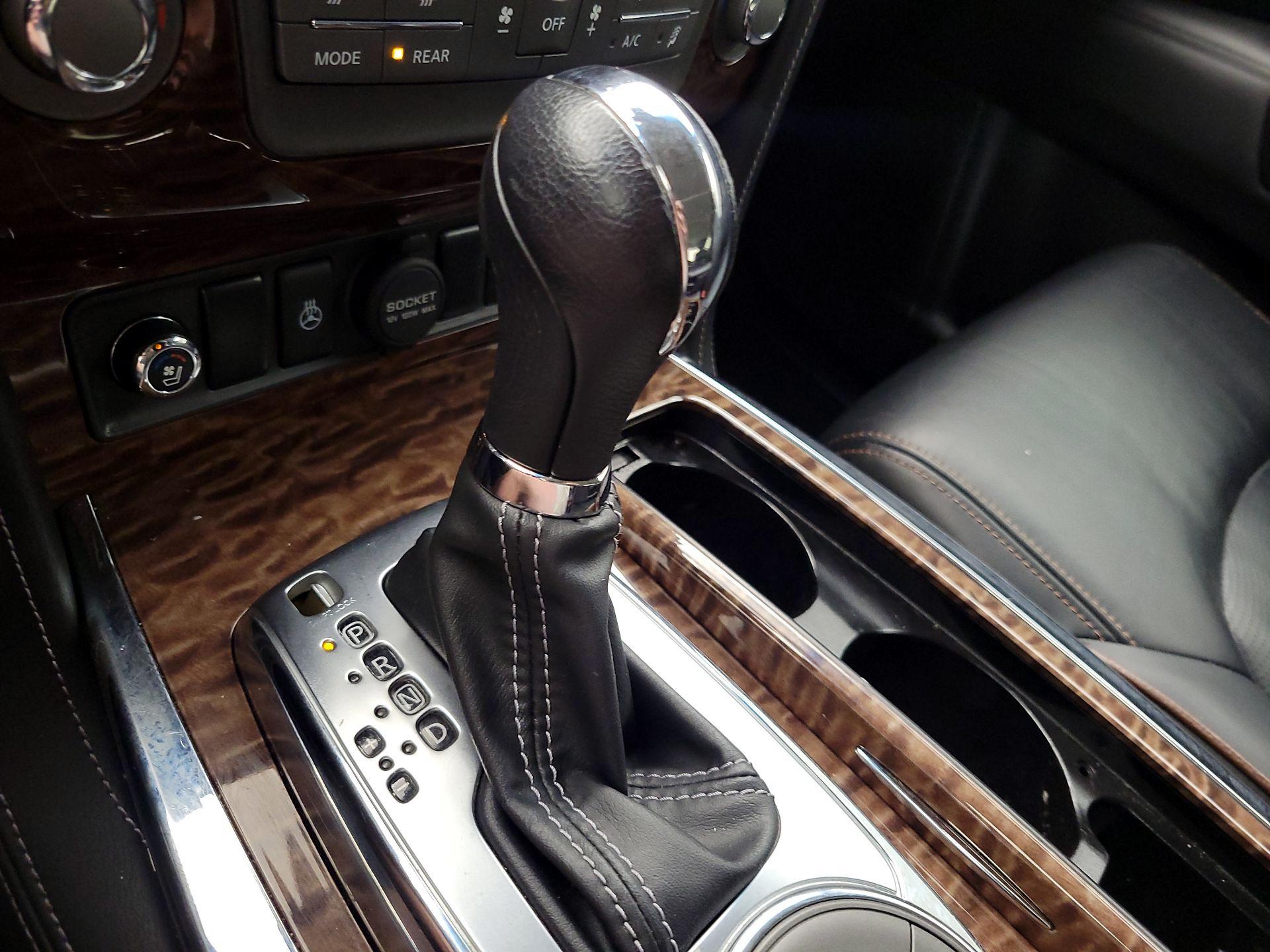 Thumbnail: 2017 Nissan Armada - 15