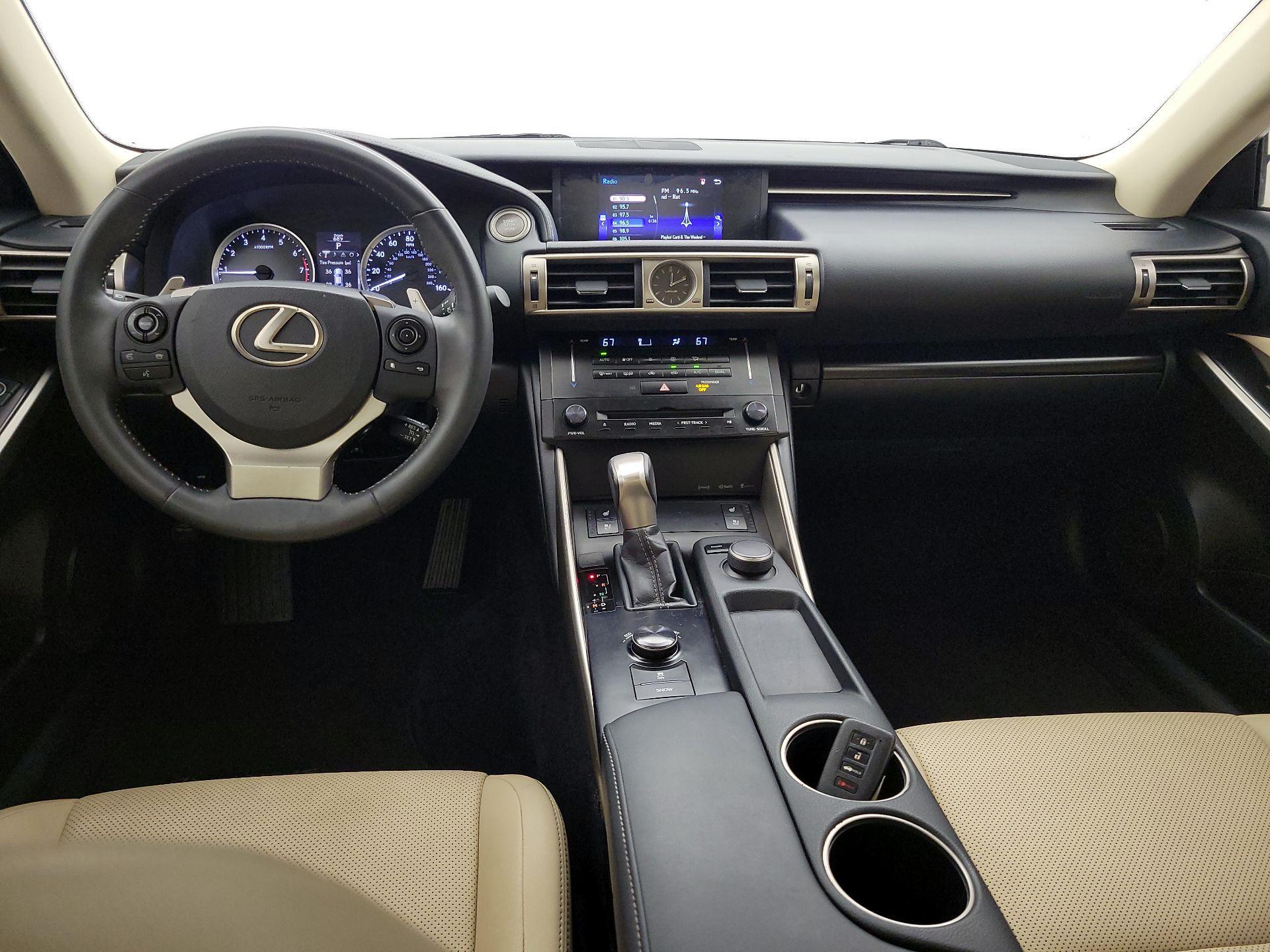 Thumbnail: 2014 Lexus IS - 9