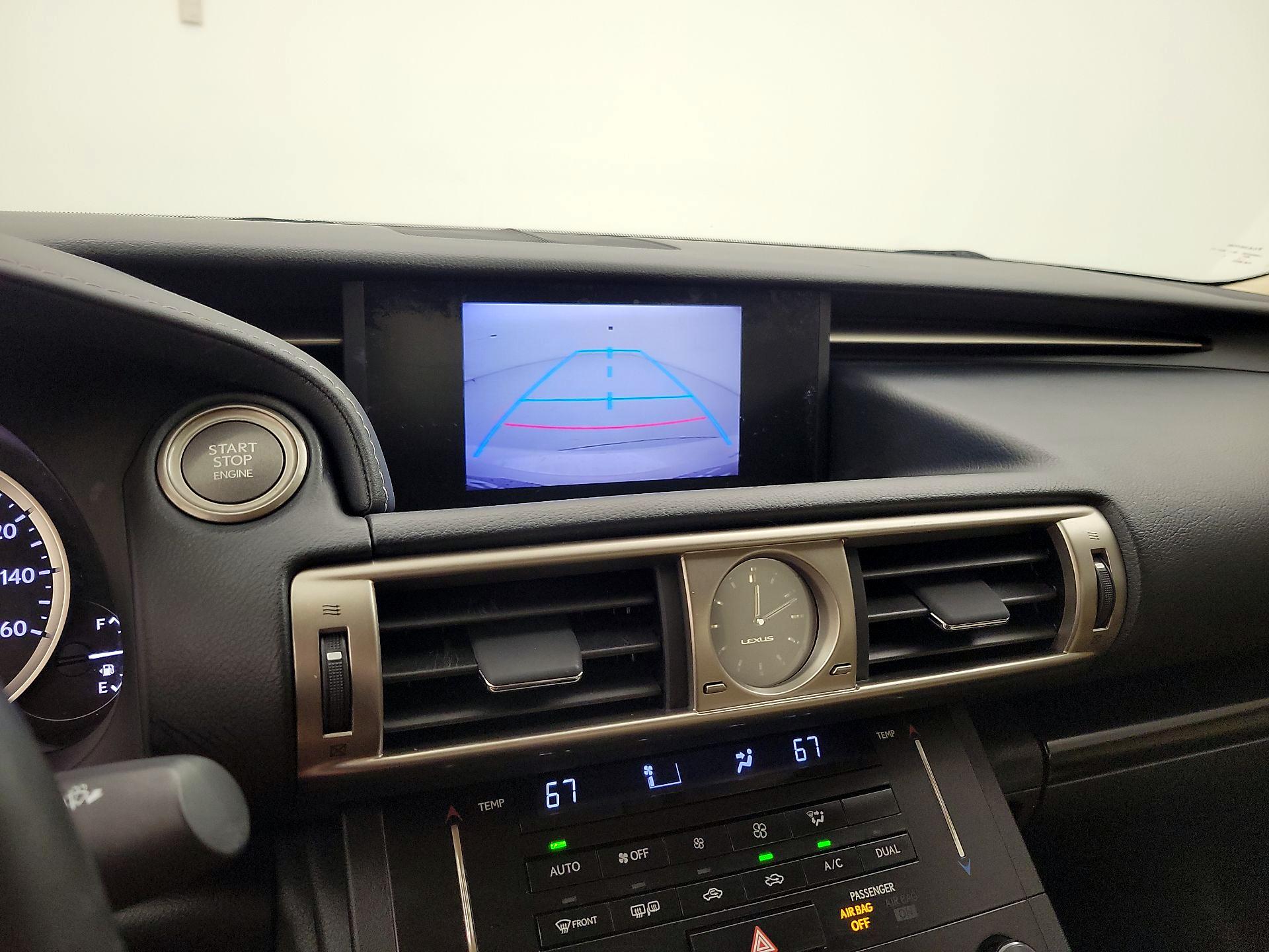 Thumbnail: 2014 Lexus IS - 13
