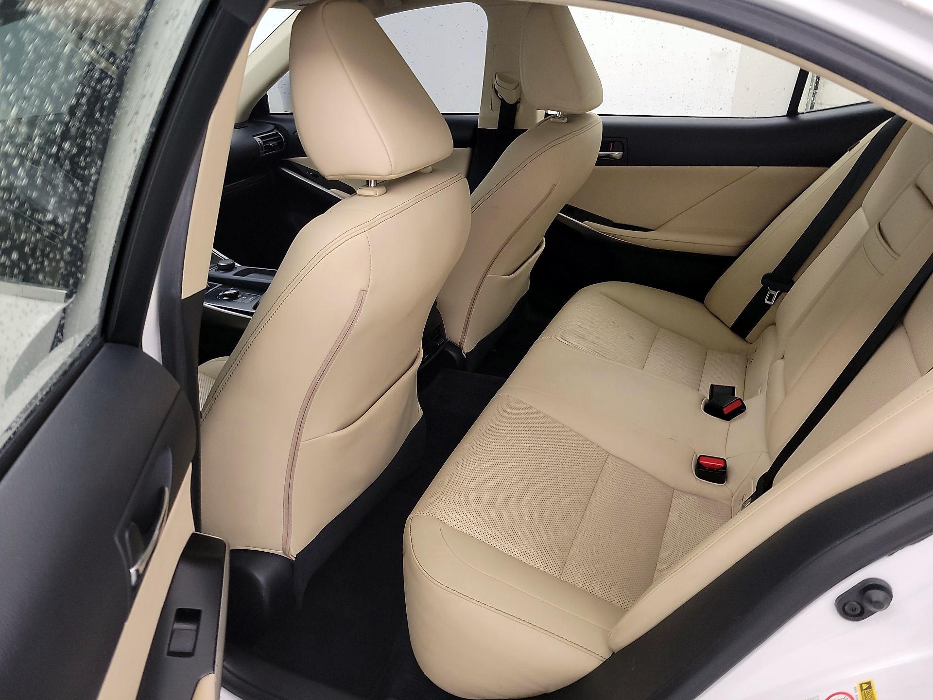 Thumbnail: 2014 Lexus IS - 17