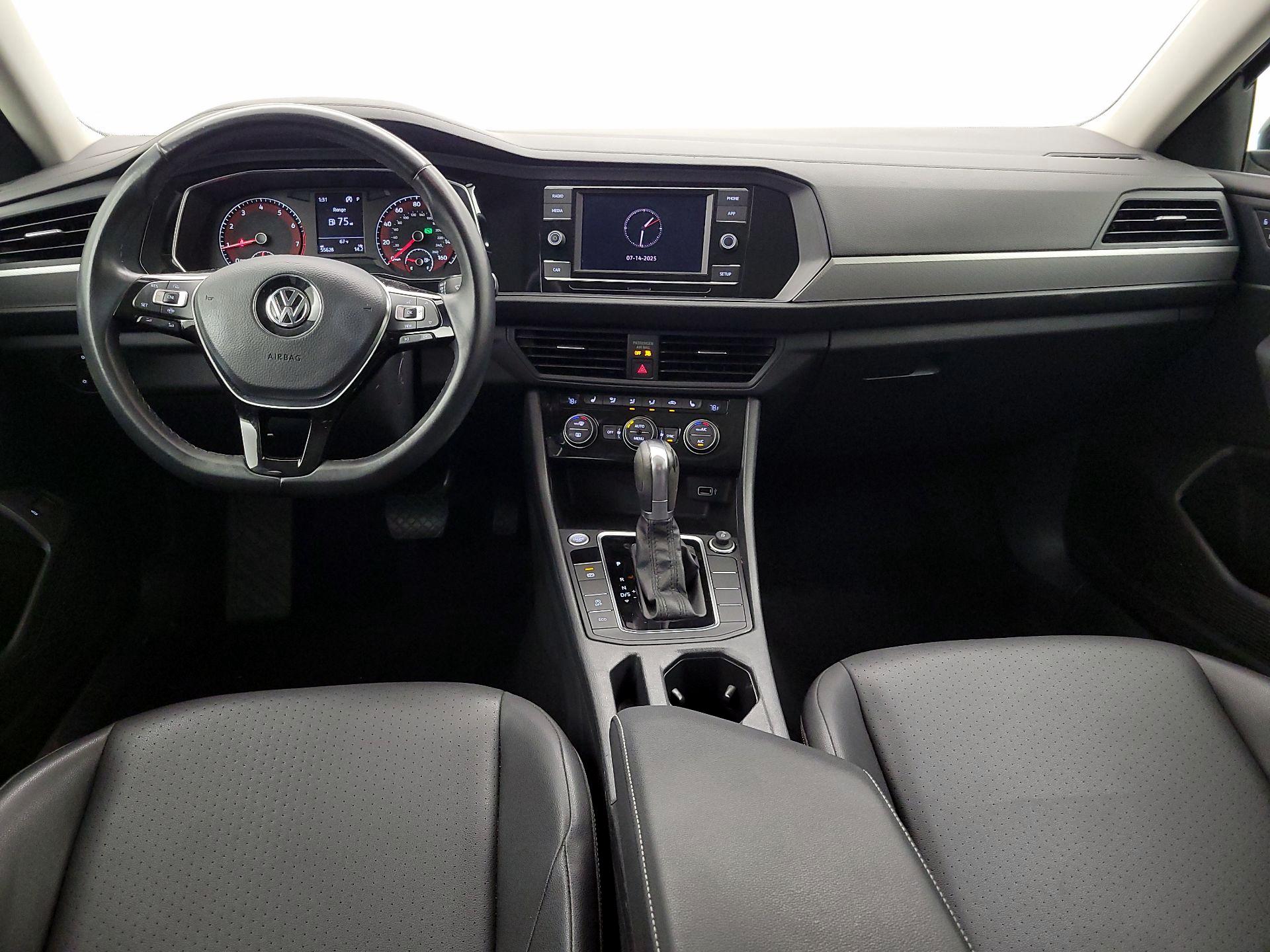 Thumbnail: 2019 Volkswagen Jetta - 9