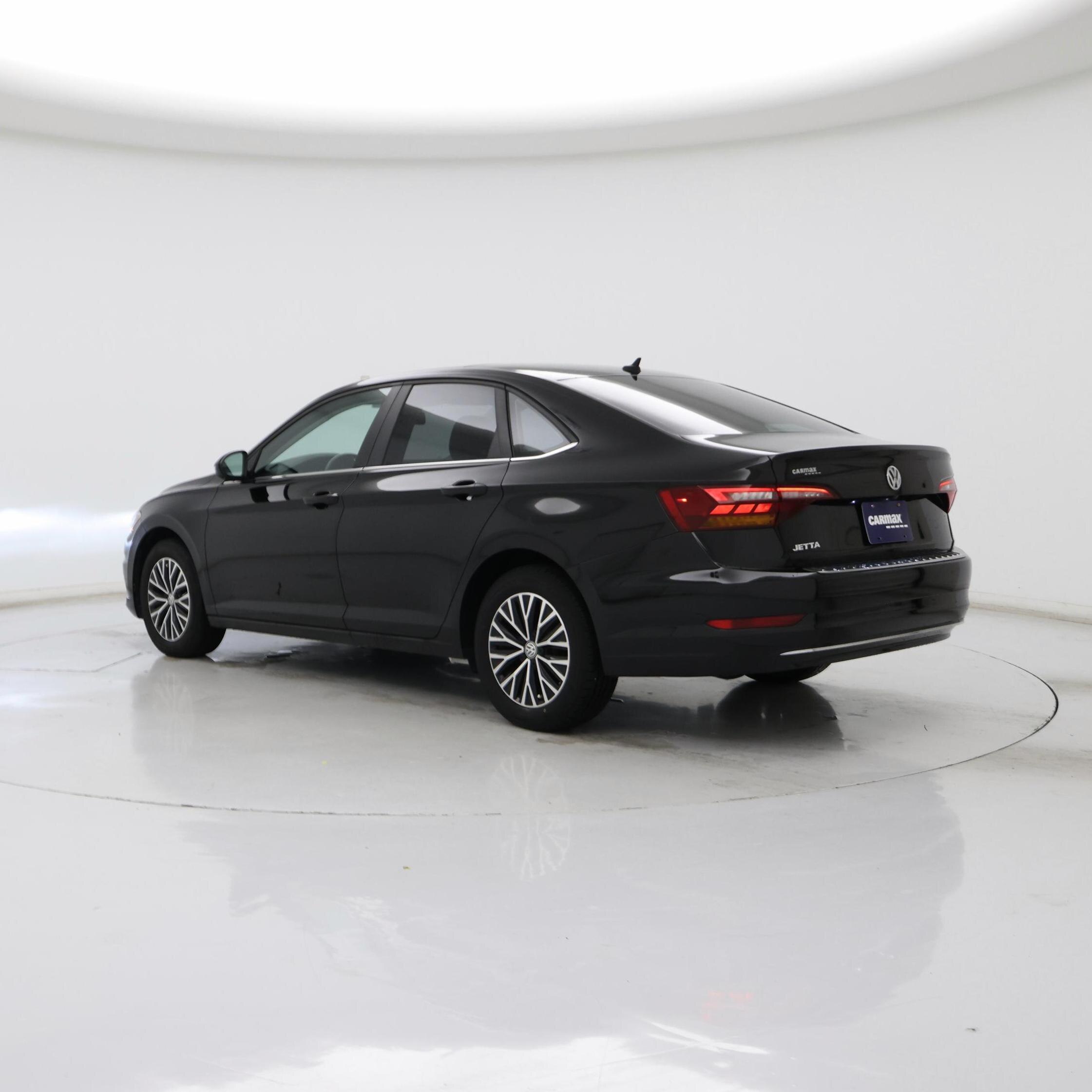 Thumbnail: 2019 Volkswagen Jetta - 2