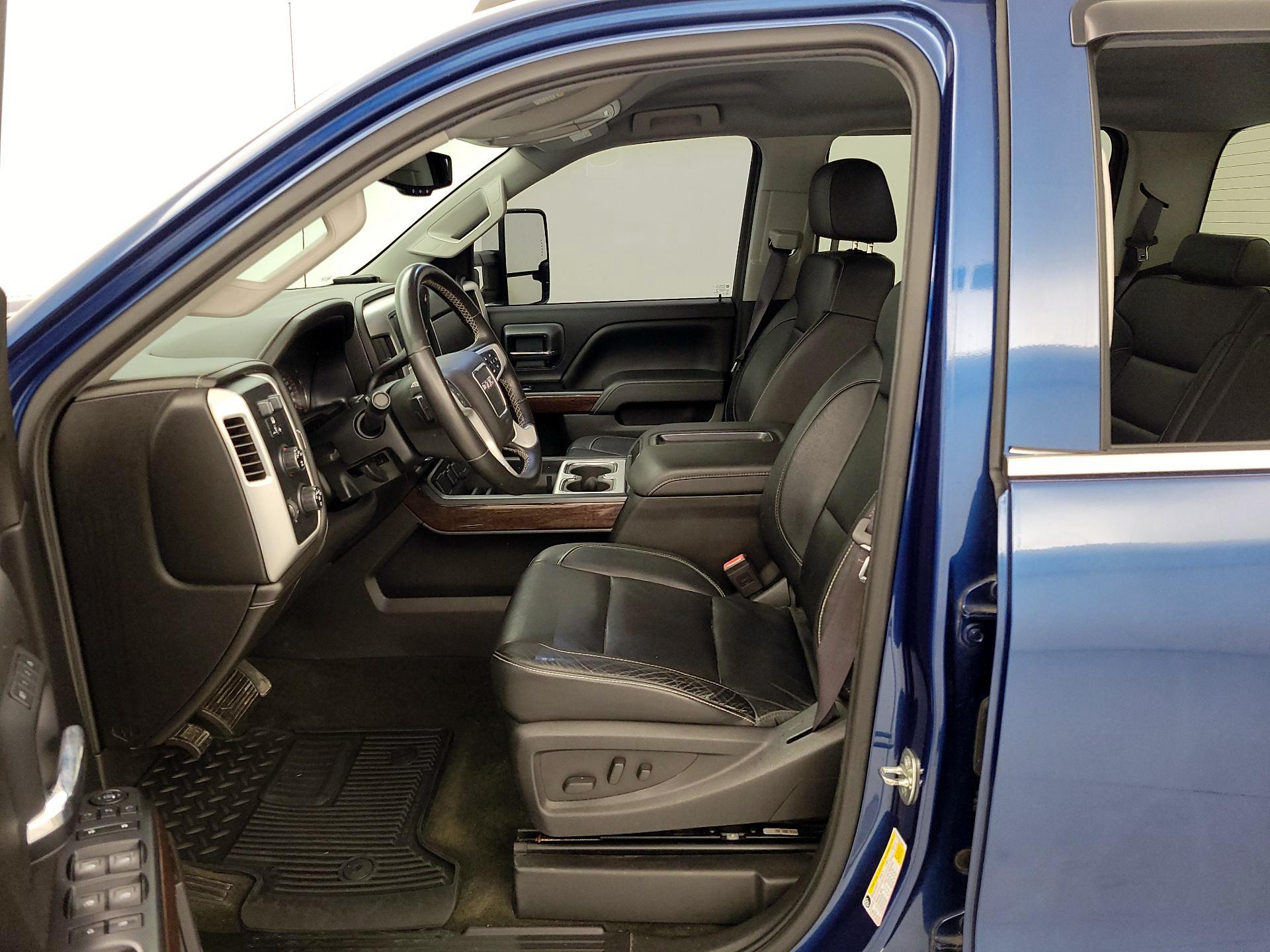 Thumbnail: 2015 GMC Sierra 2500 - 11