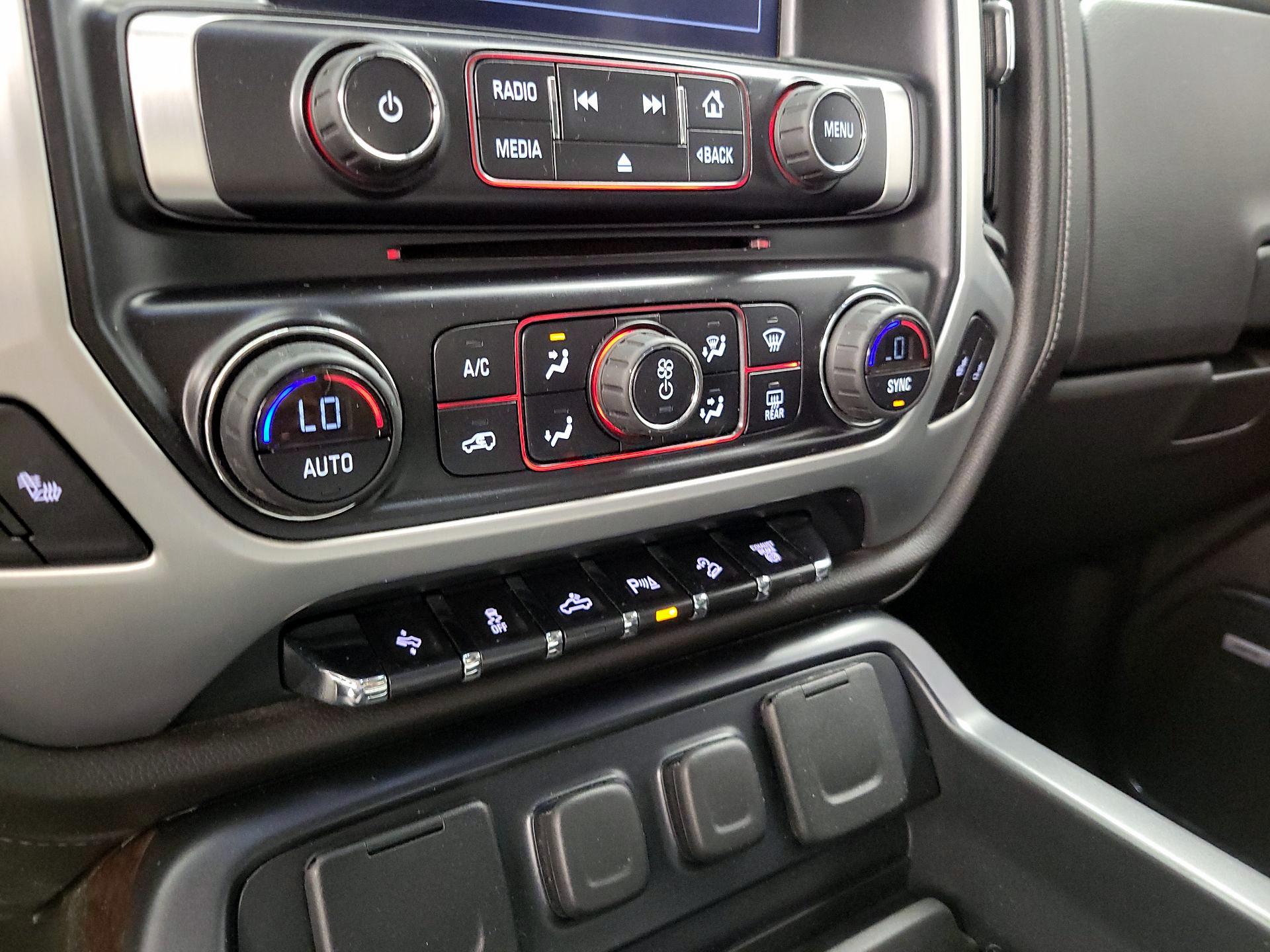 Thumbnail: 2015 GMC Sierra 2500 - 14