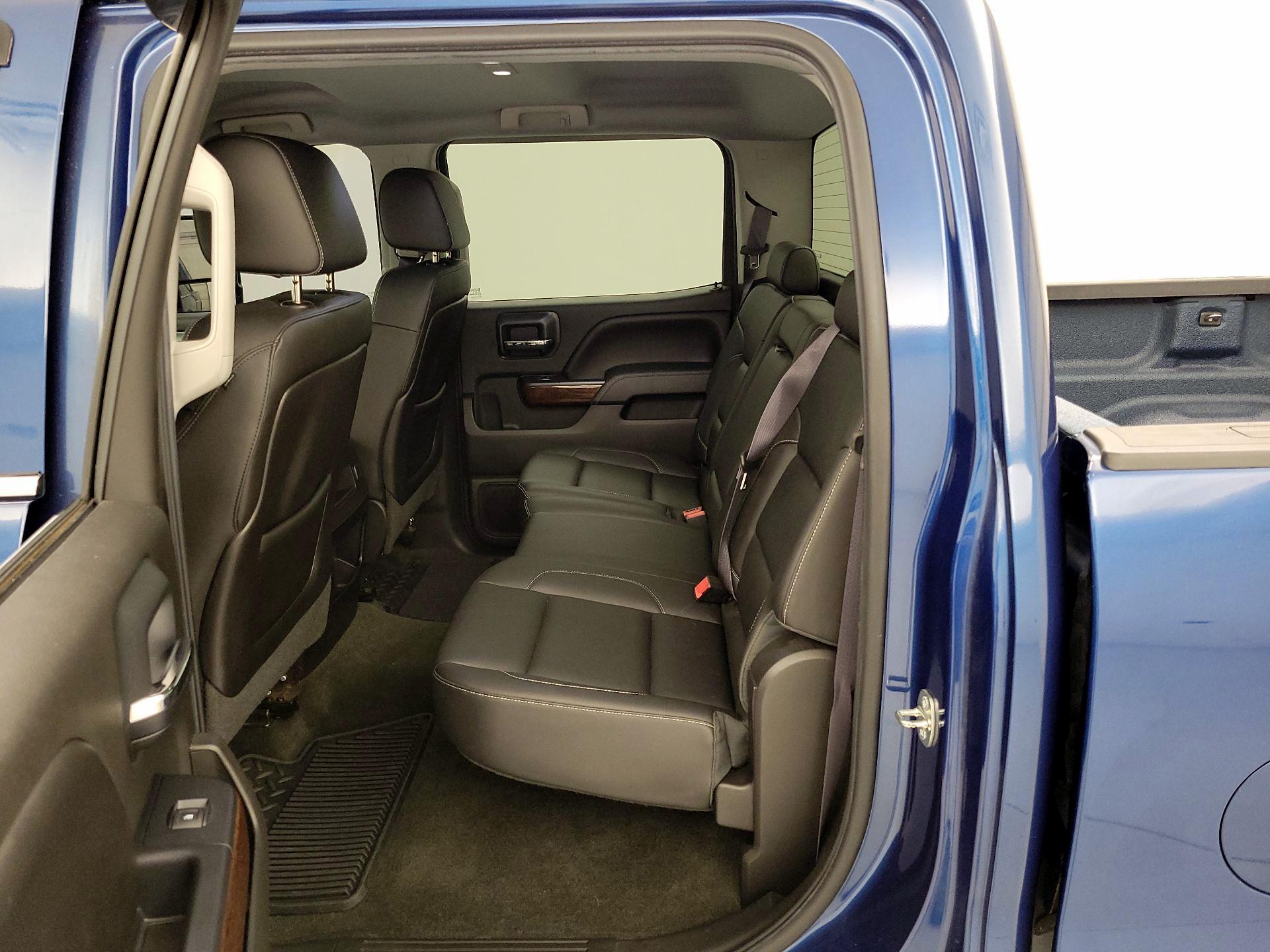 Thumbnail: 2015 GMC Sierra 2500 - 16