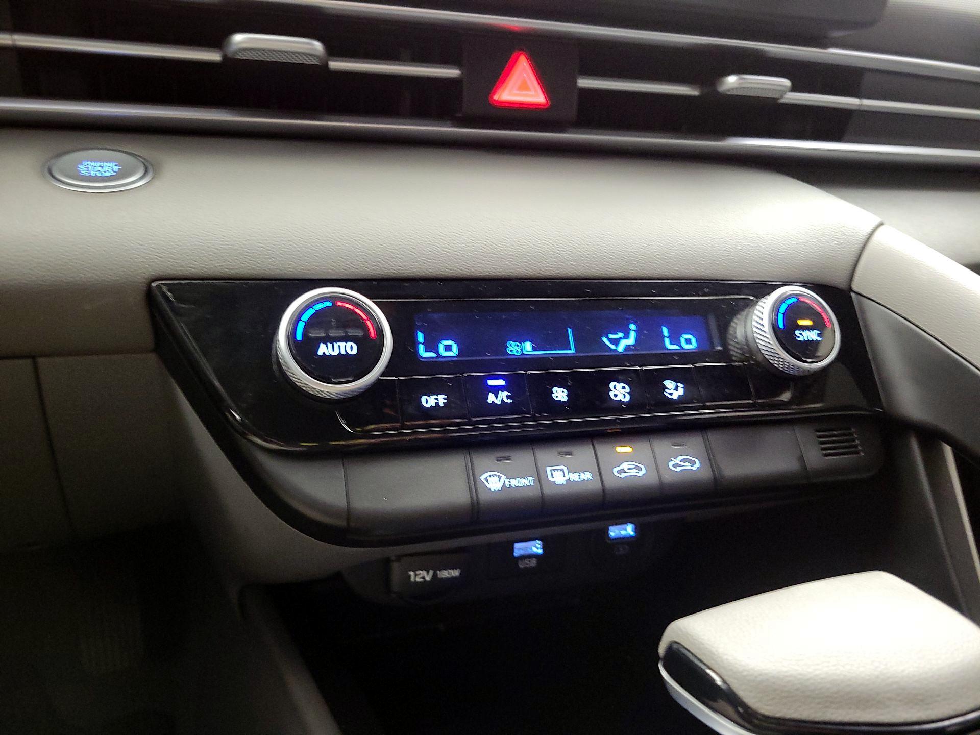 Thumbnail: 2021 Hyundai Elantra - 16