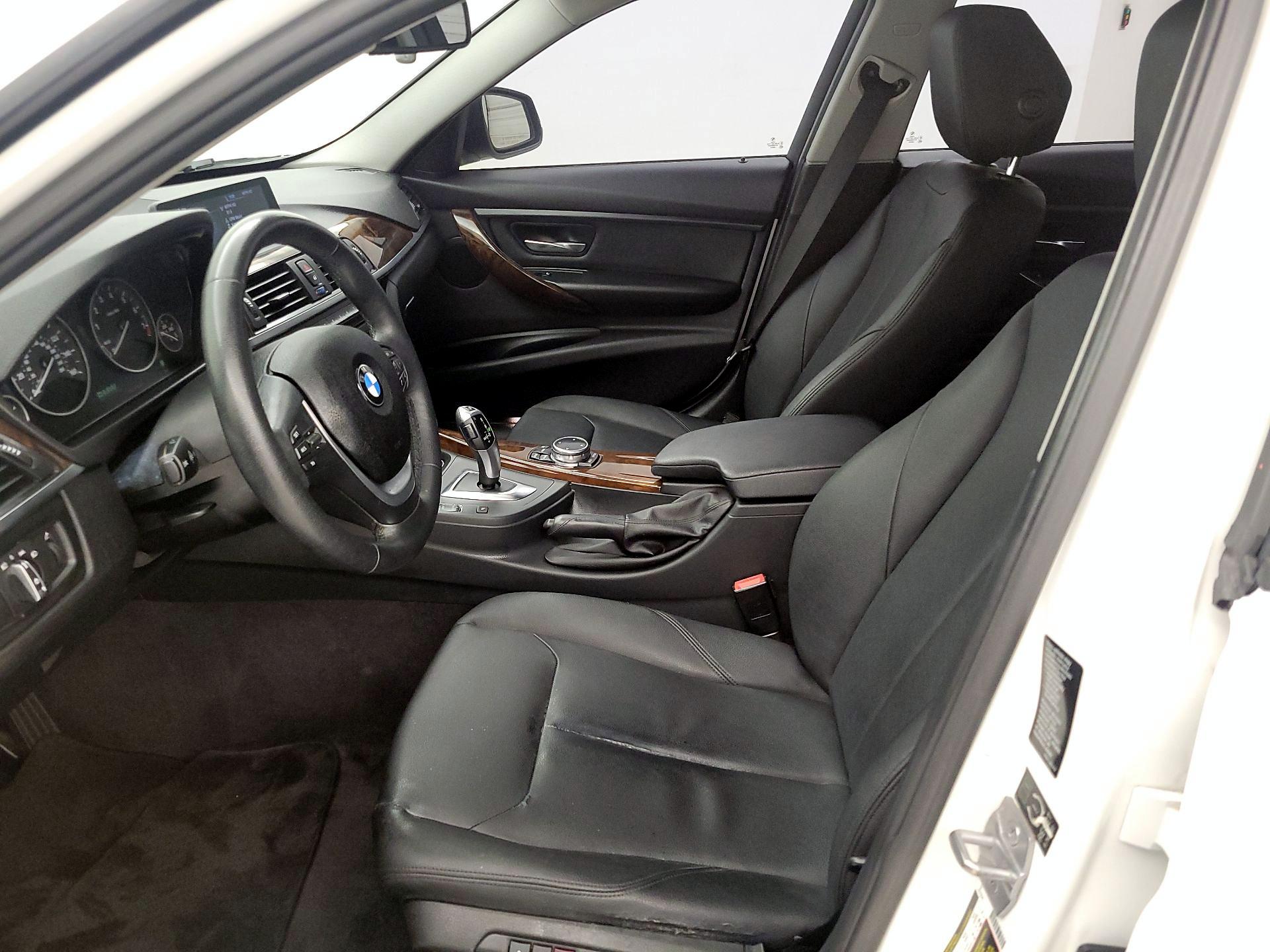Thumbnail: 2014 BMW 3 Series - 11