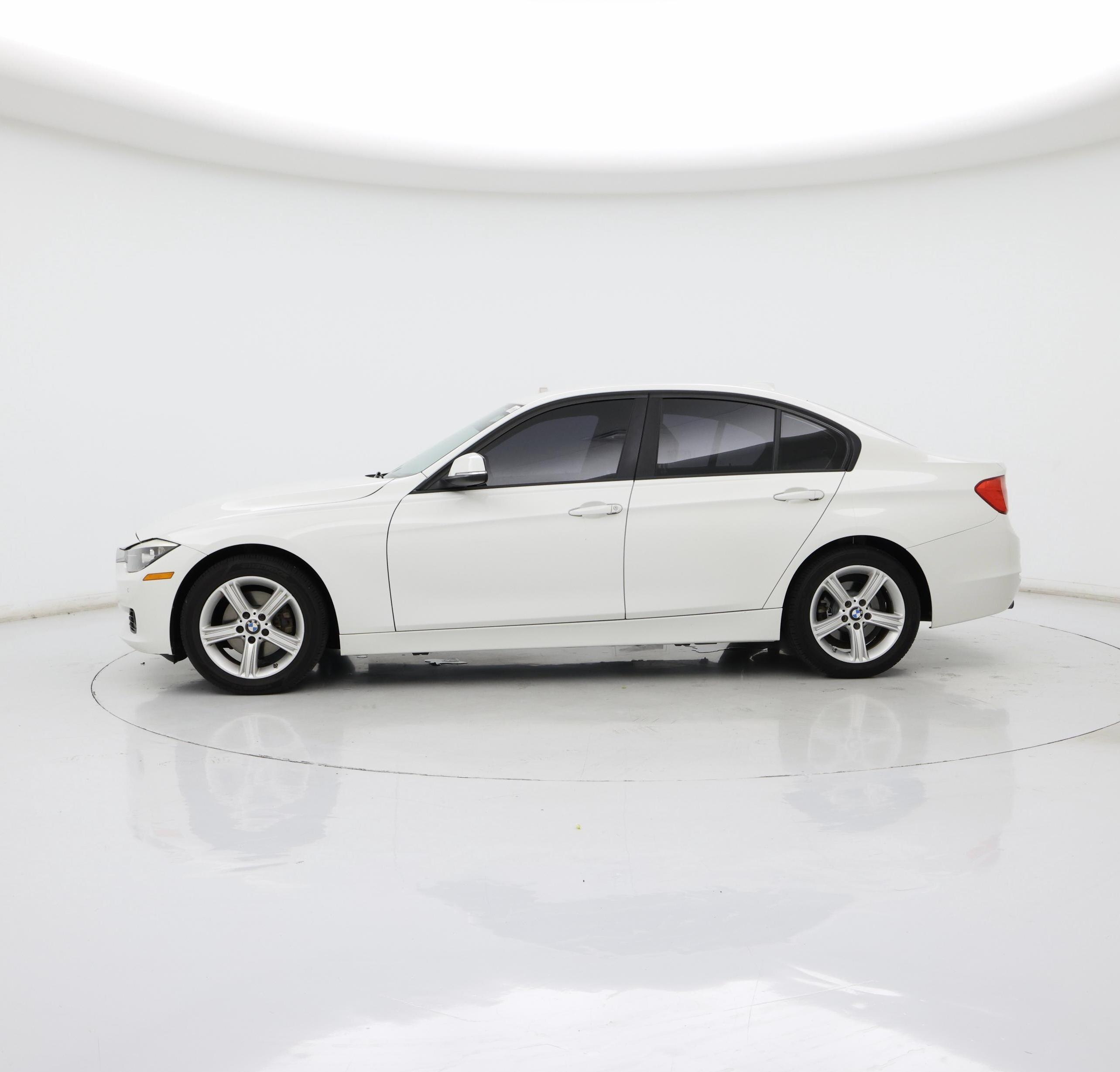 Thumbnail: 2014 BMW 3 Series - 3