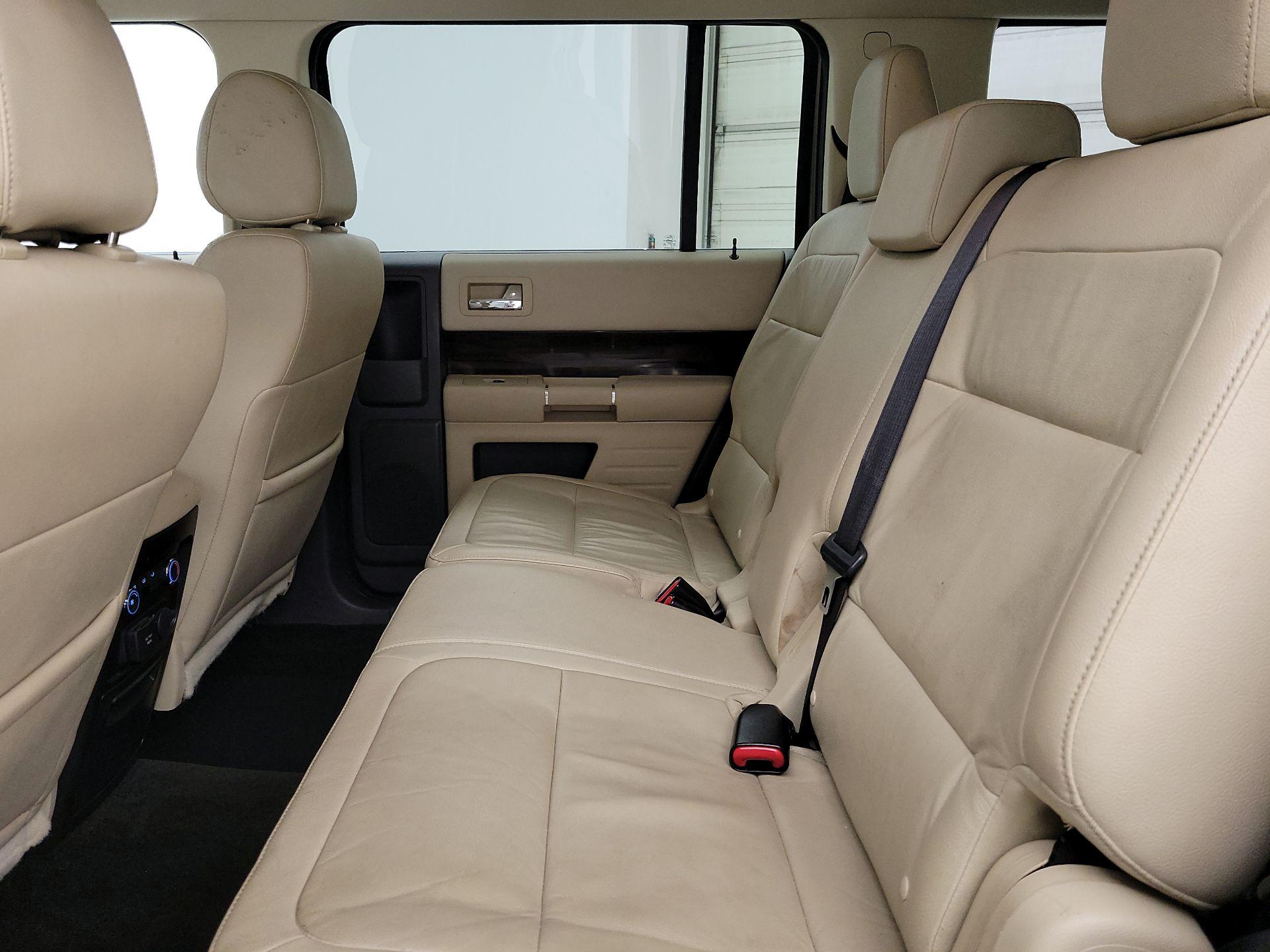 Thumbnail: 2014 Ford Flex - 18