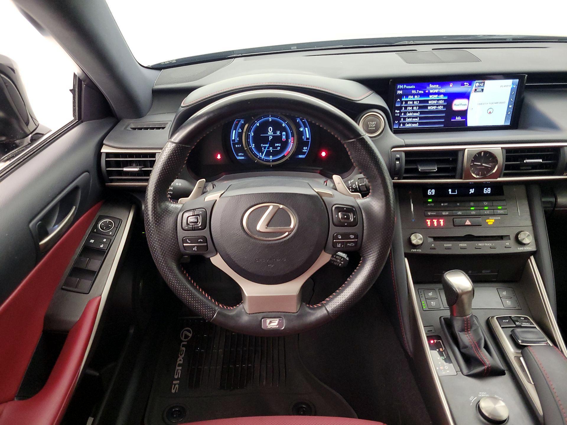 Thumbnail: 2020 Lexus IS - 10