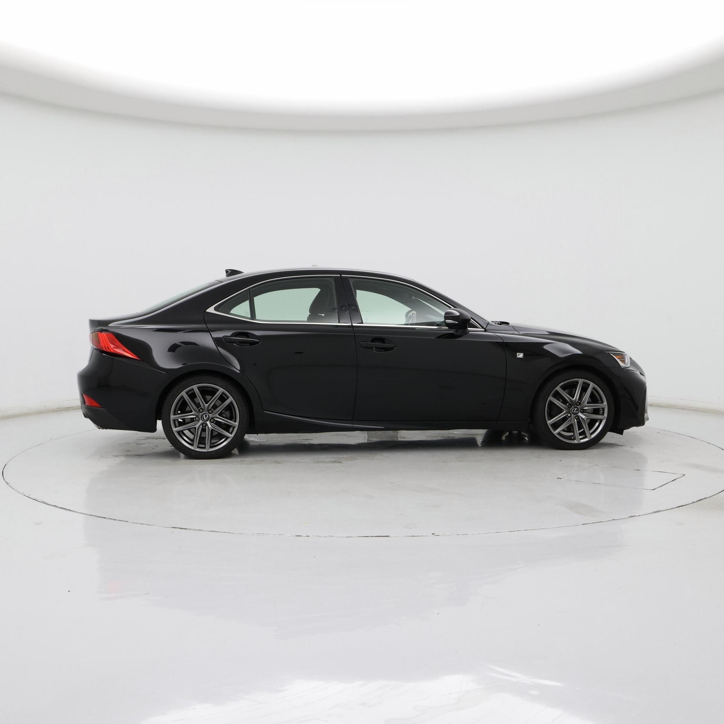 Thumbnail: 2020 Lexus IS - 7