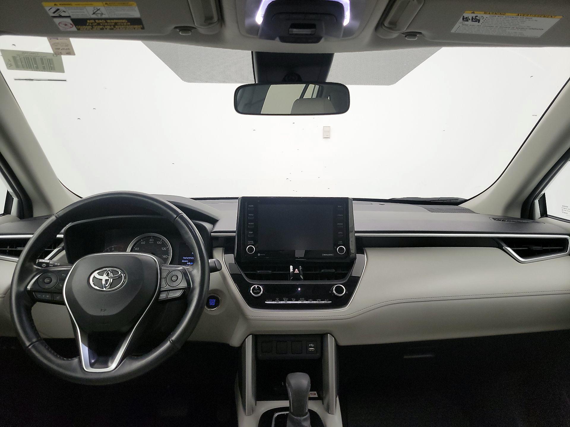 Thumbnail: 2022 Toyota Corolla Cross - 9