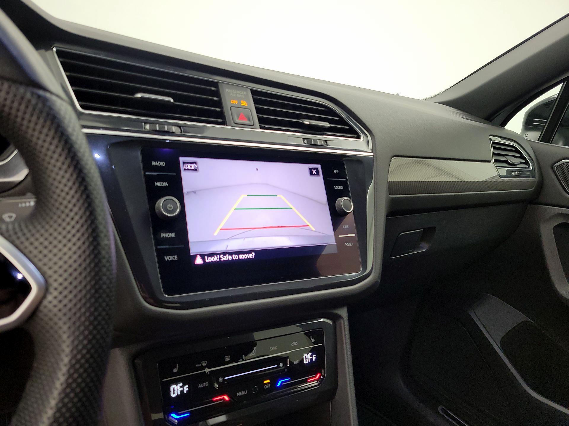 Thumbnail: 2022 Volkswagen Tiguan - 13