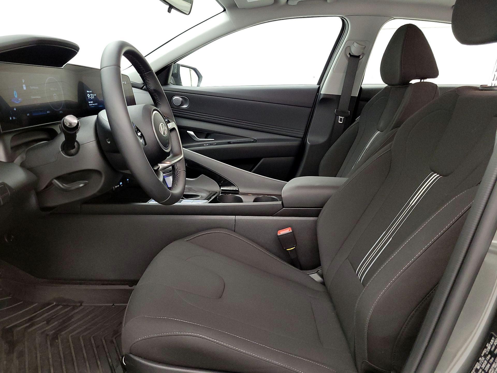 Thumbnail: 2024 Hyundai Elantra - 11