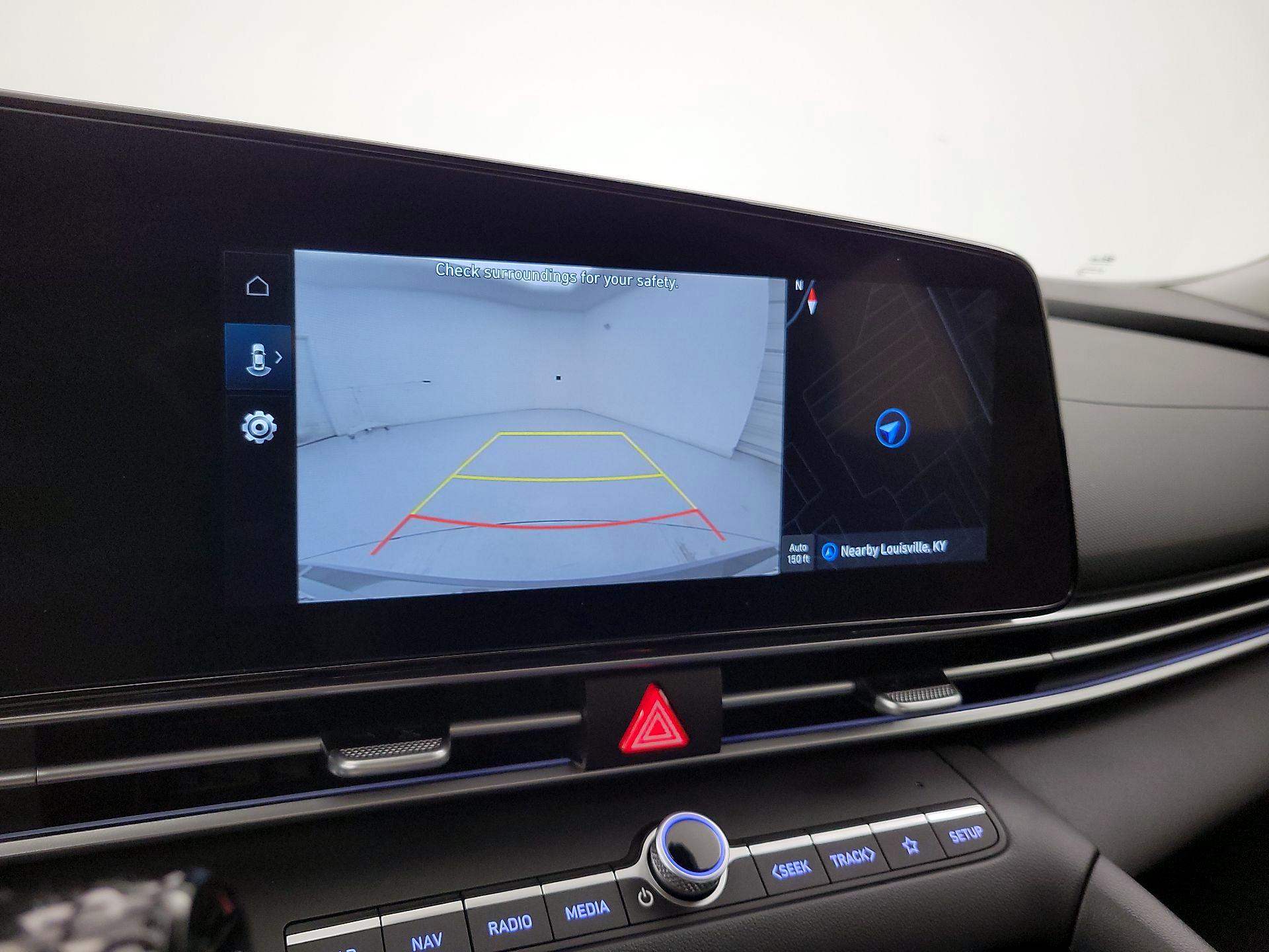 Thumbnail: 2024 Hyundai Elantra - 14
