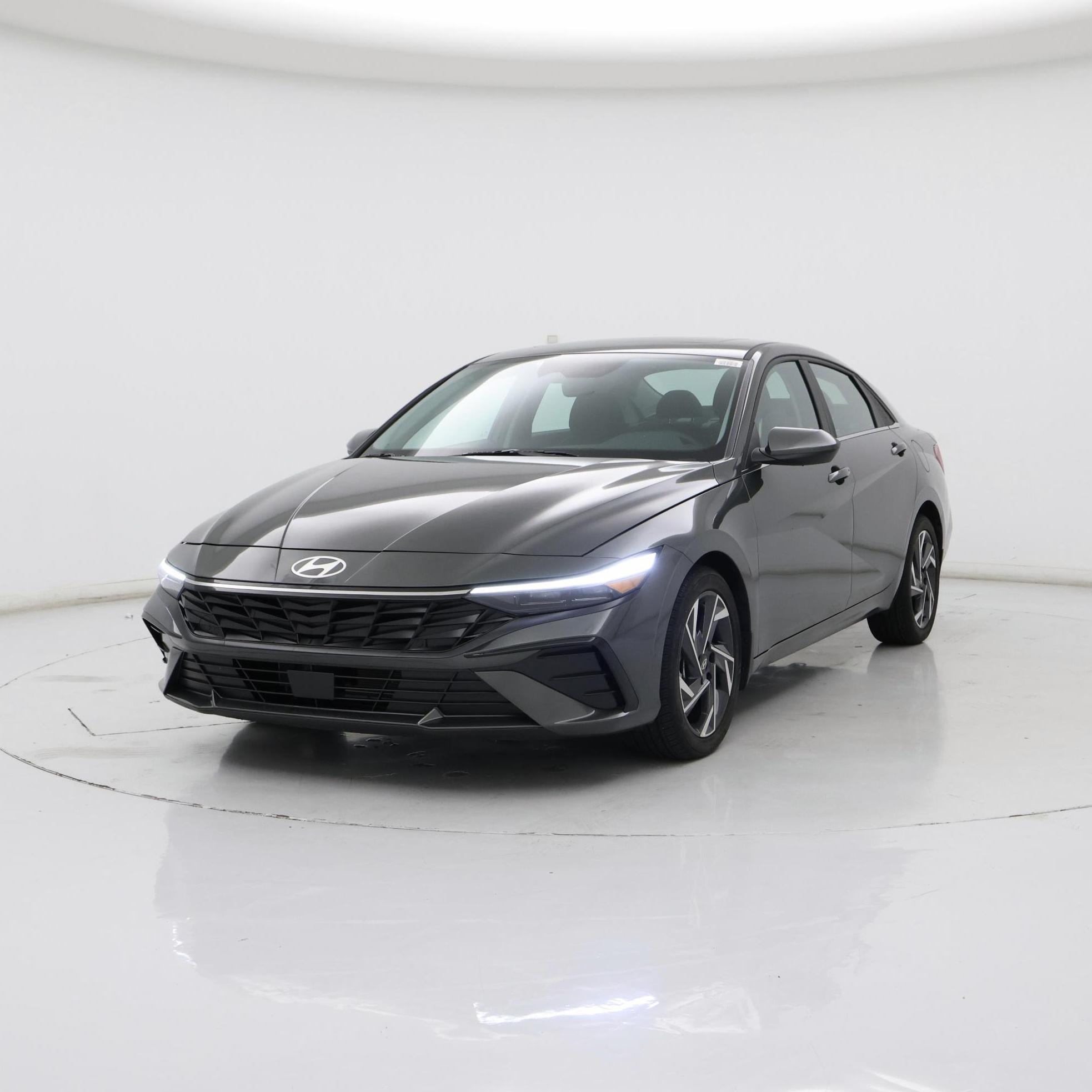 Thumbnail: 2024 Hyundai Elantra - 4