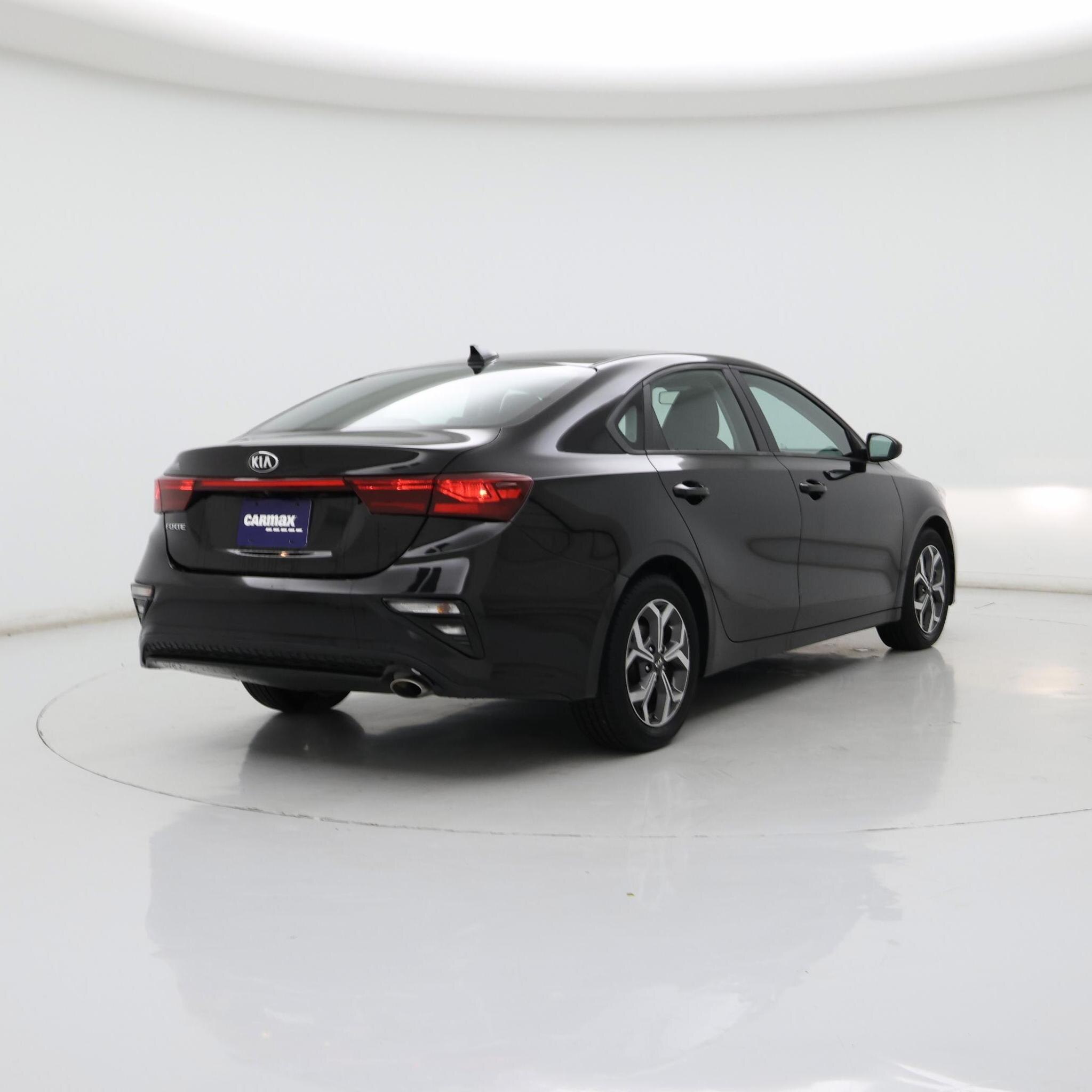 Thumbnail: 2019 Kia Forte - 8