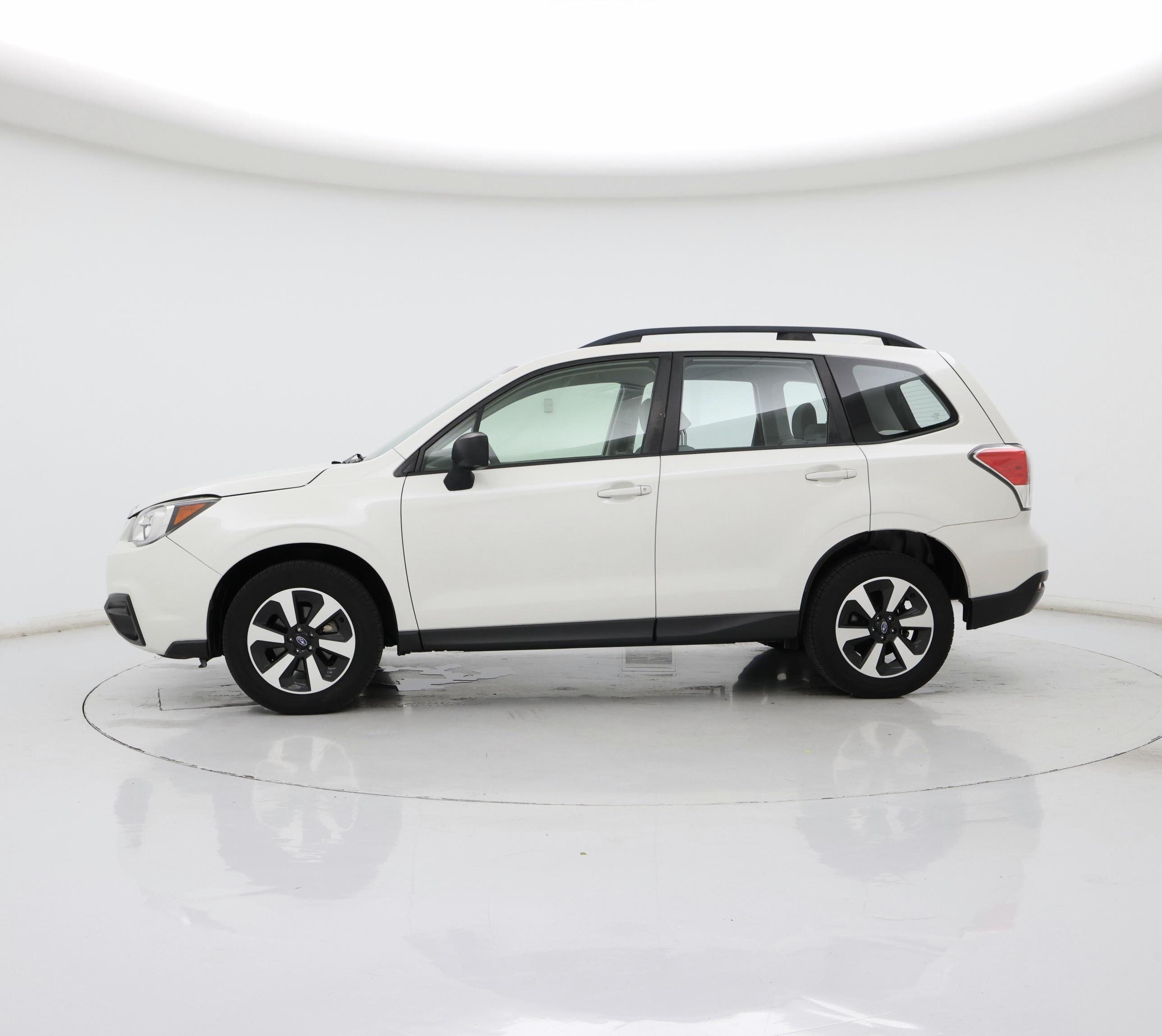 Thumbnail: 2018 Subaru Forester - 3