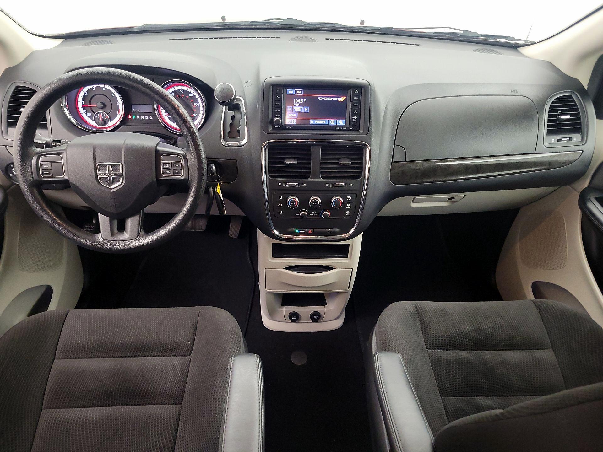 Thumbnail: 2019 Dodge Grand Caravan - 9