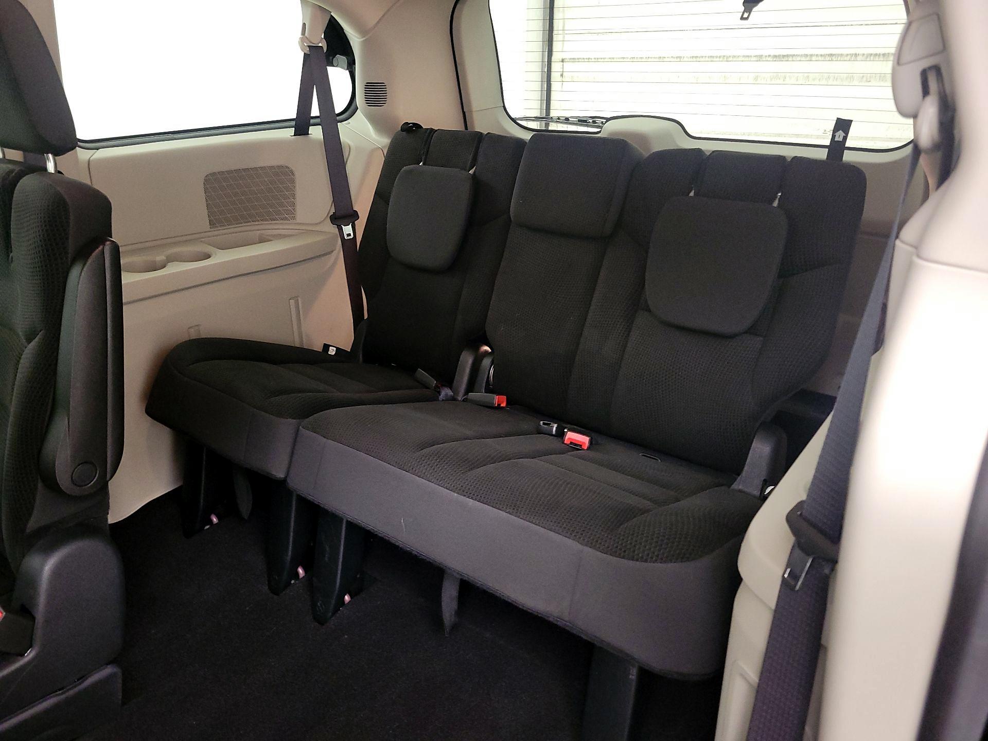 Thumbnail: 2019 Dodge Grand Caravan - 20