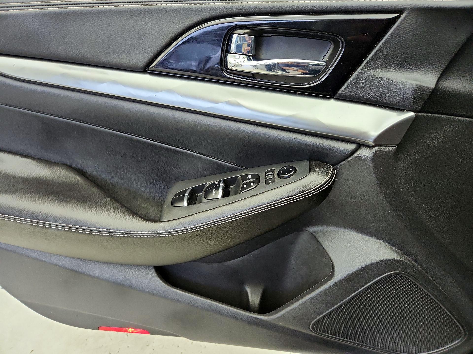Thumbnail: 2020 Nissan Maxima - 12