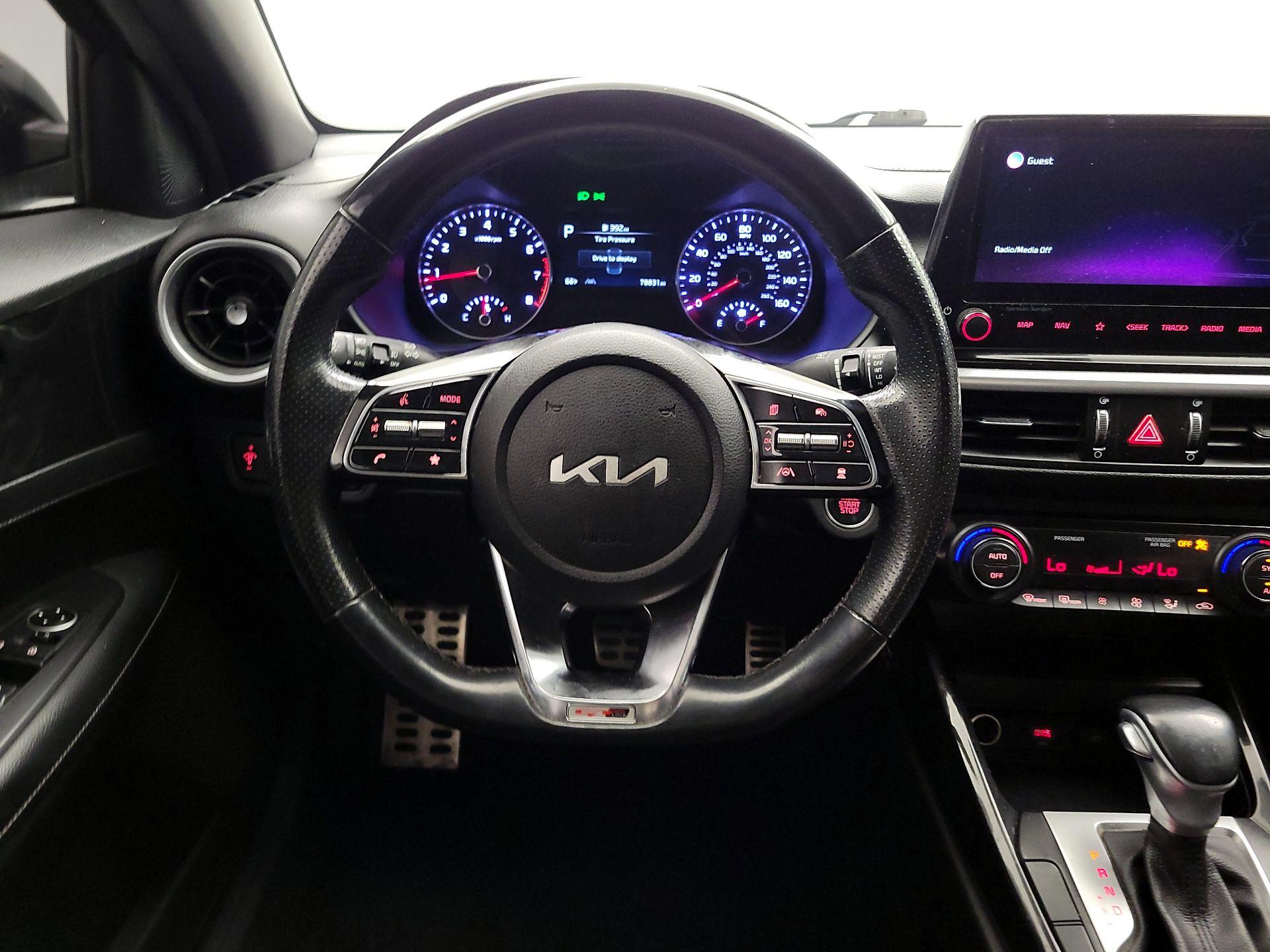 Thumbnail: 2022 Kia Forte - 10