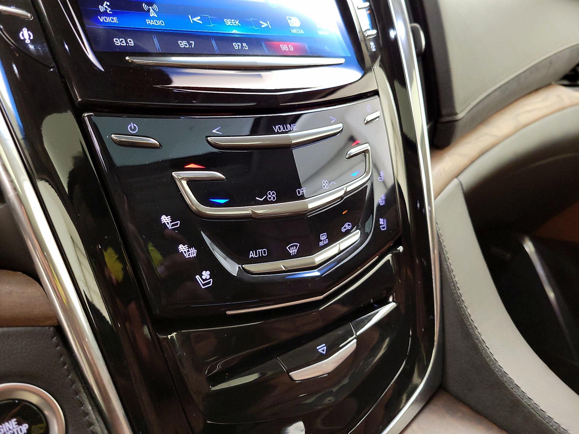 Thumbnail: 2015 Cadillac Escalade - 14