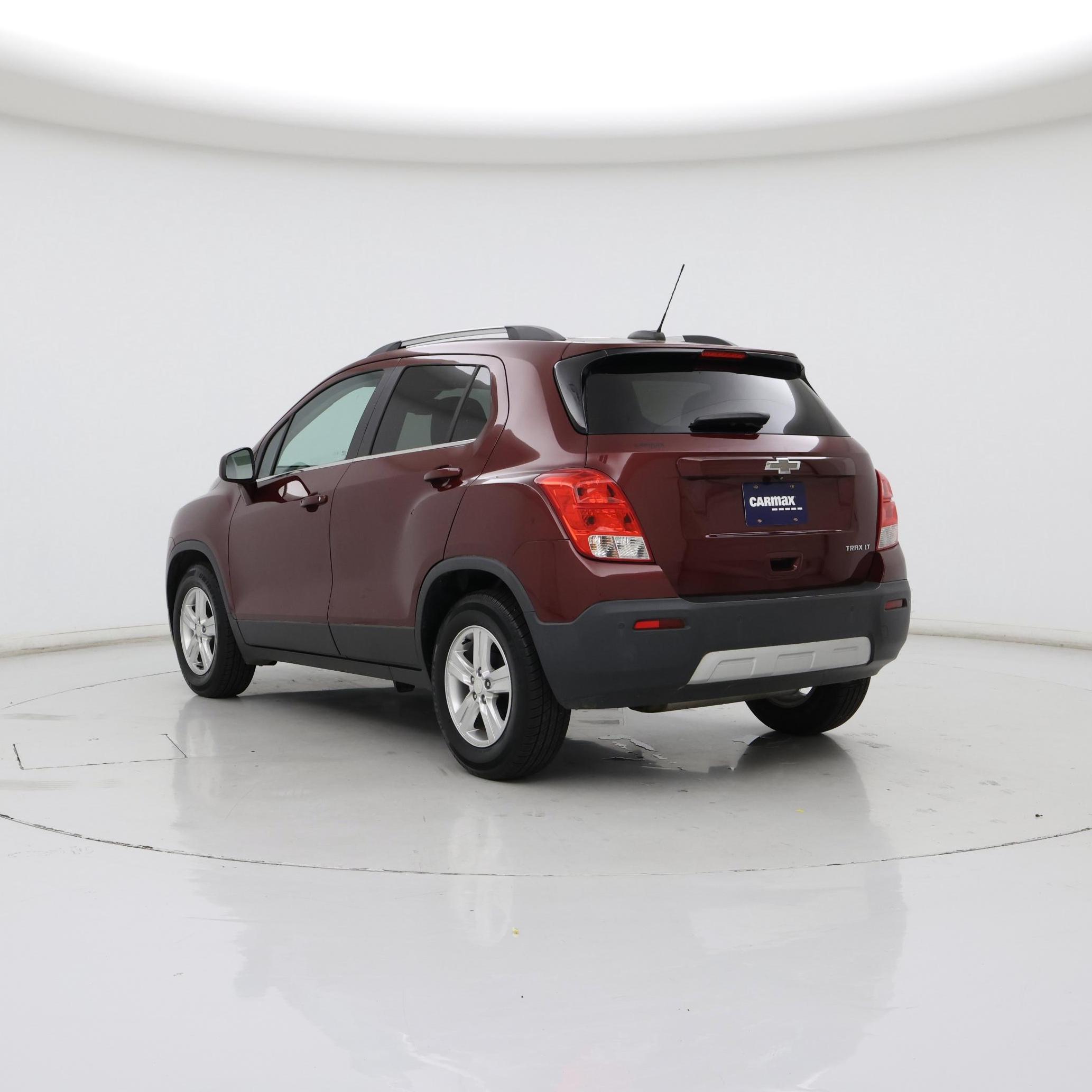 Thumbnail: 2016 Chevrolet Trax - 2
