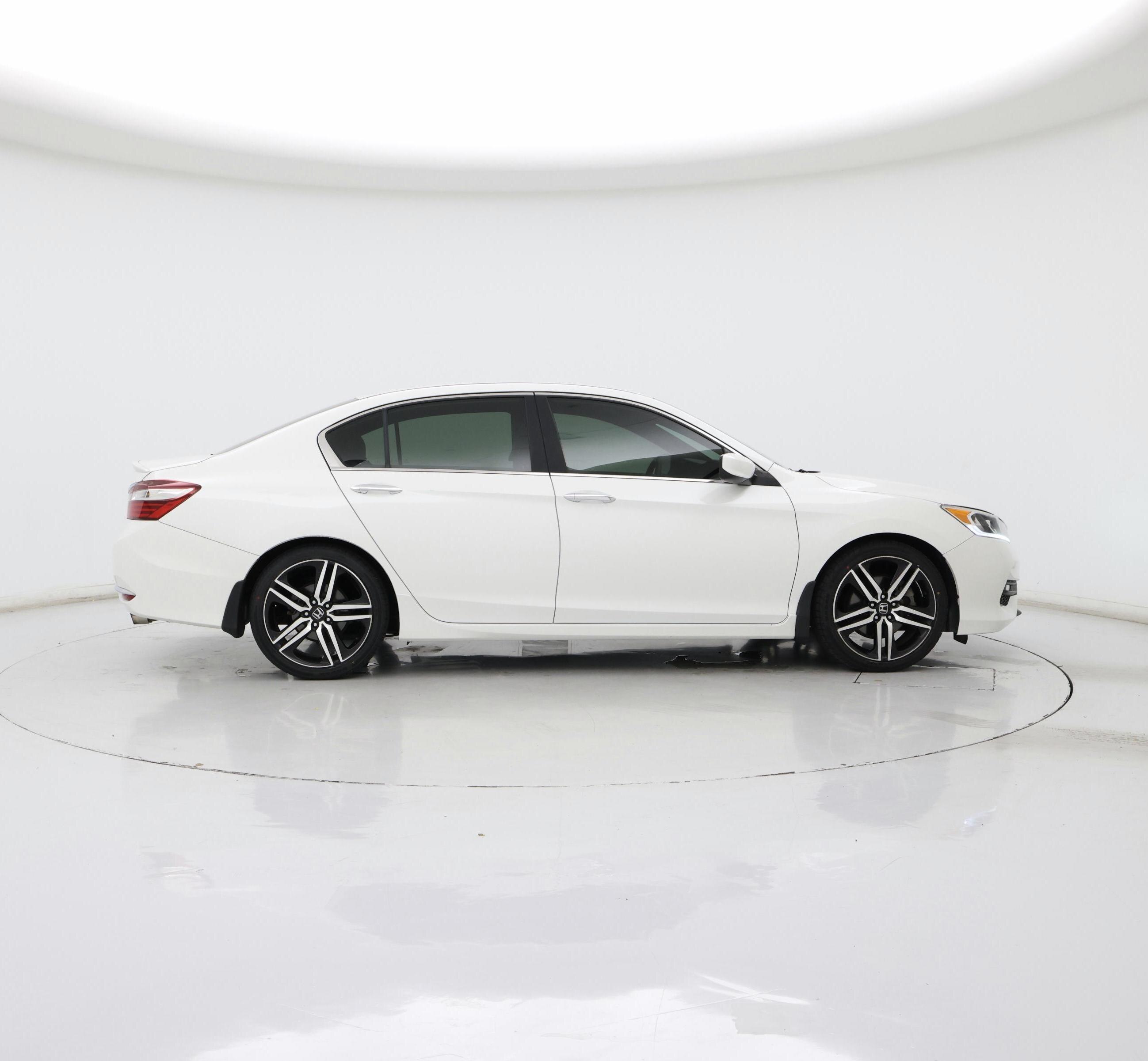 Thumbnail: 2017 Honda Accord - 7