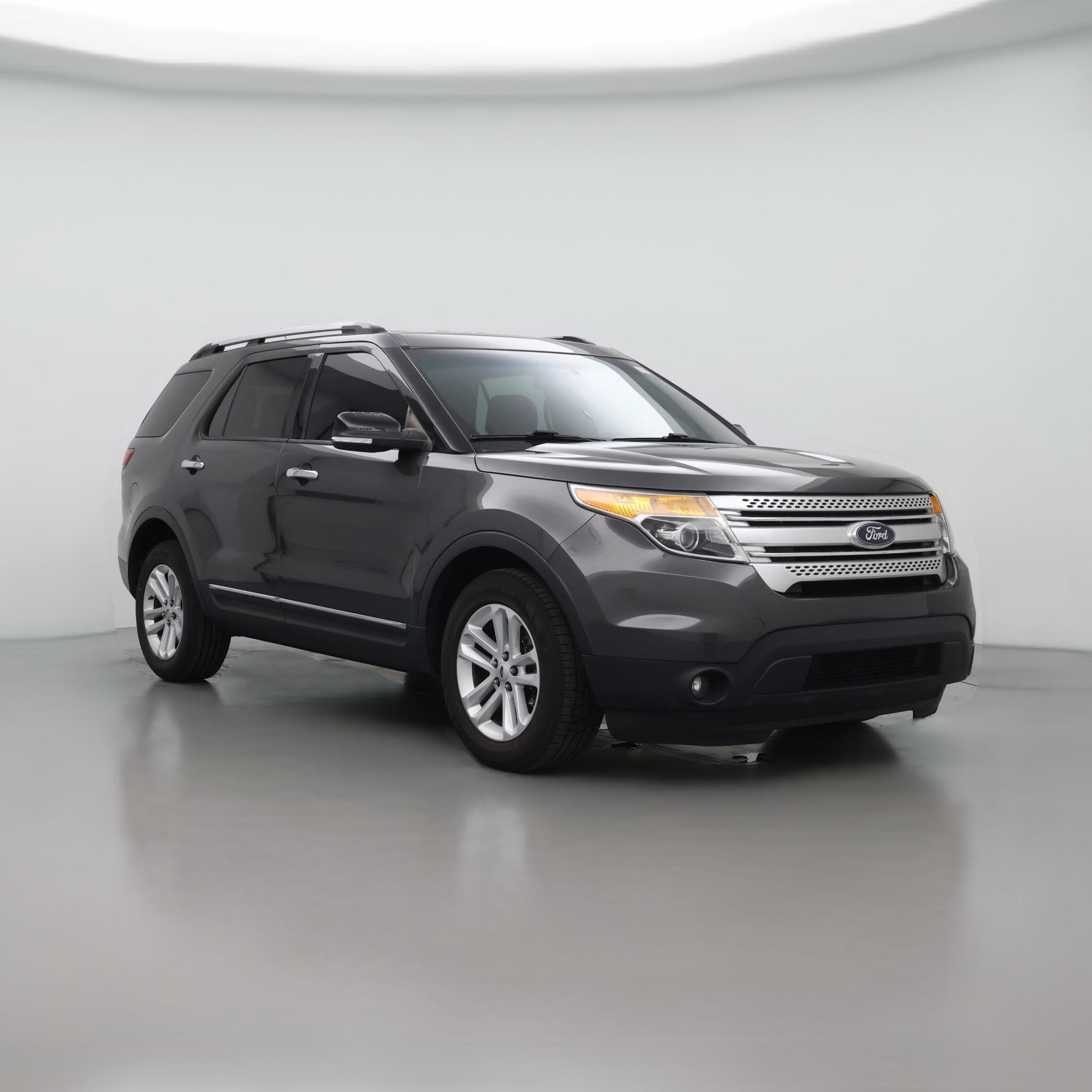 Thumbnail: 2015 Ford Explorer - 1